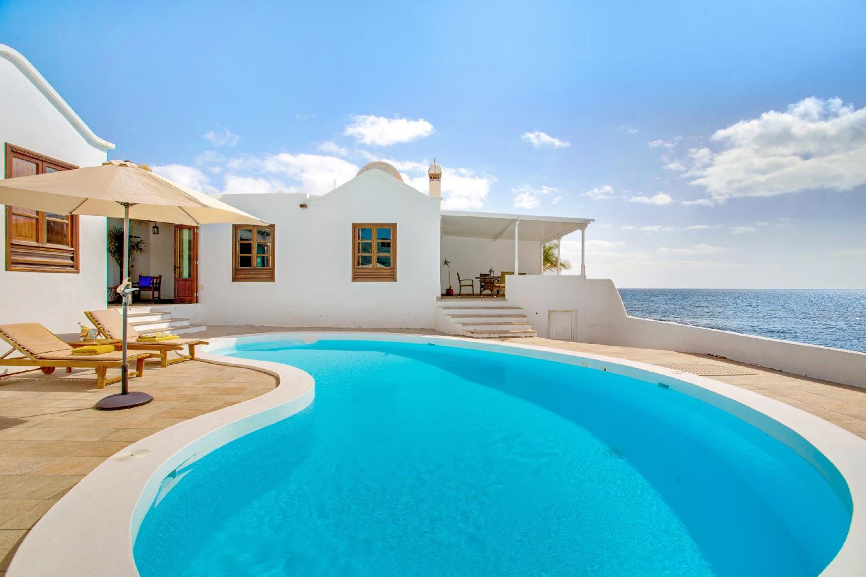 Villa with Sea View photo 2