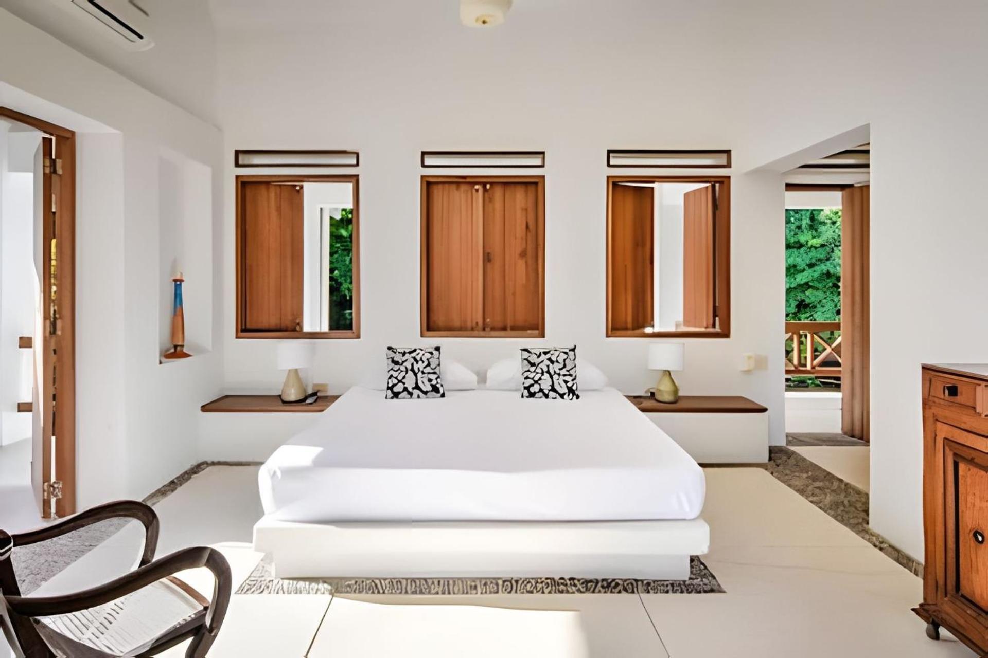 Villa photo 1