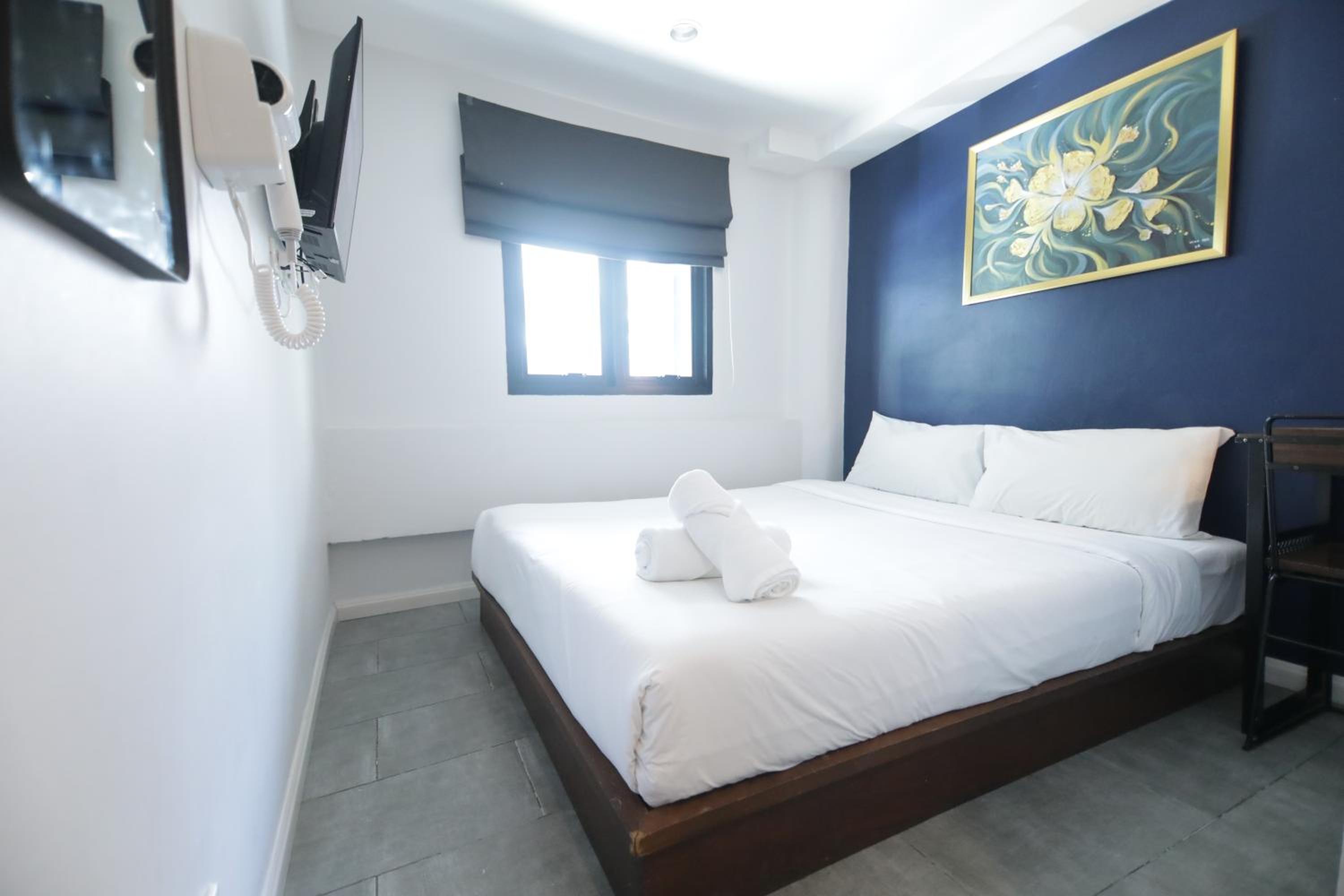 Standard Double Room - Photo 5