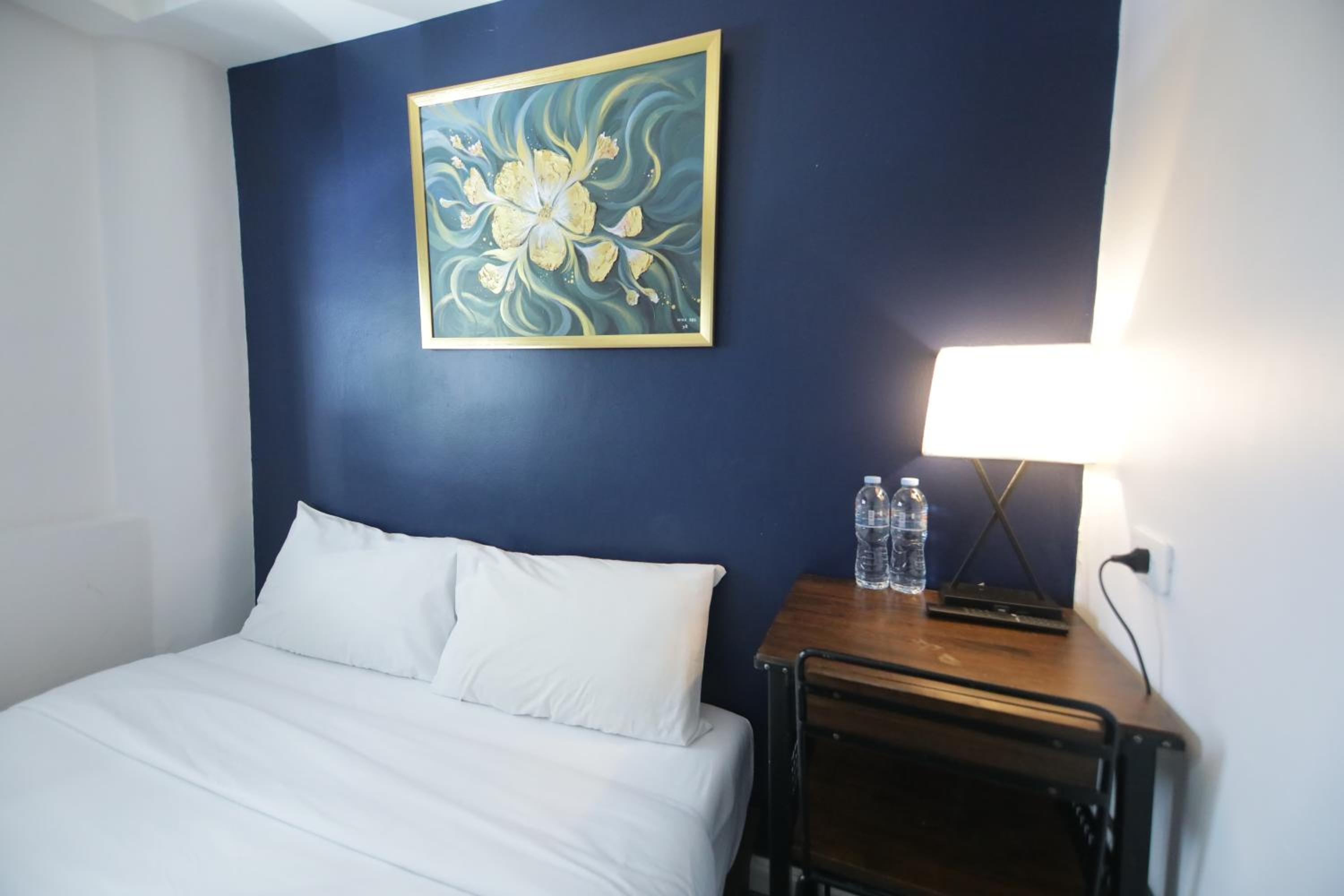 Standard Double Room - Photo 6