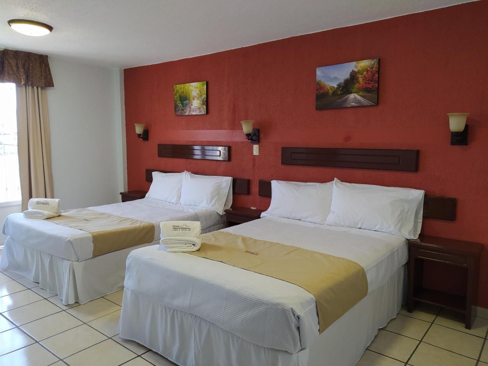 Double Room with Two Double Beds photo 2