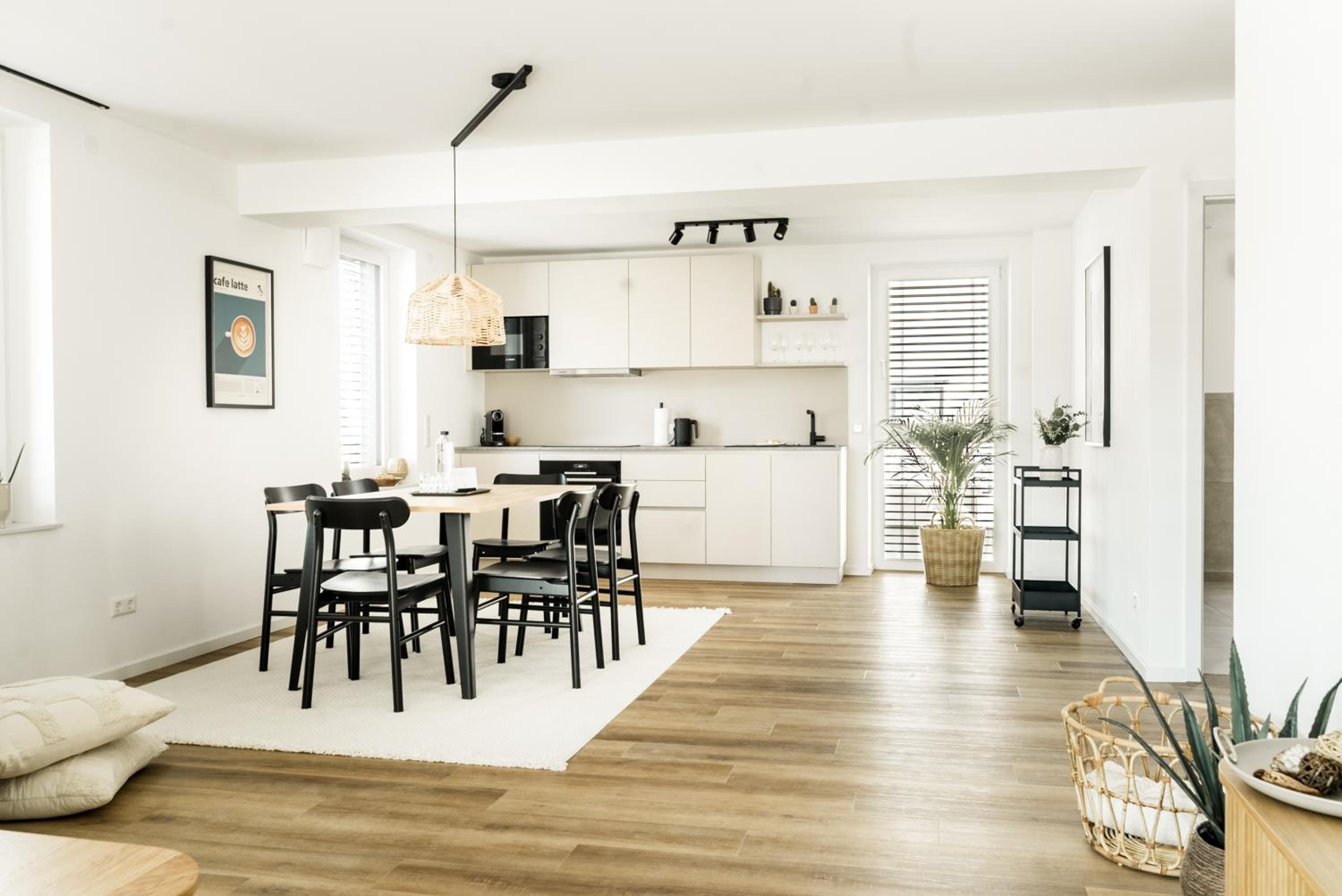 Two-Bedroom Apartment with Balcony photo 2