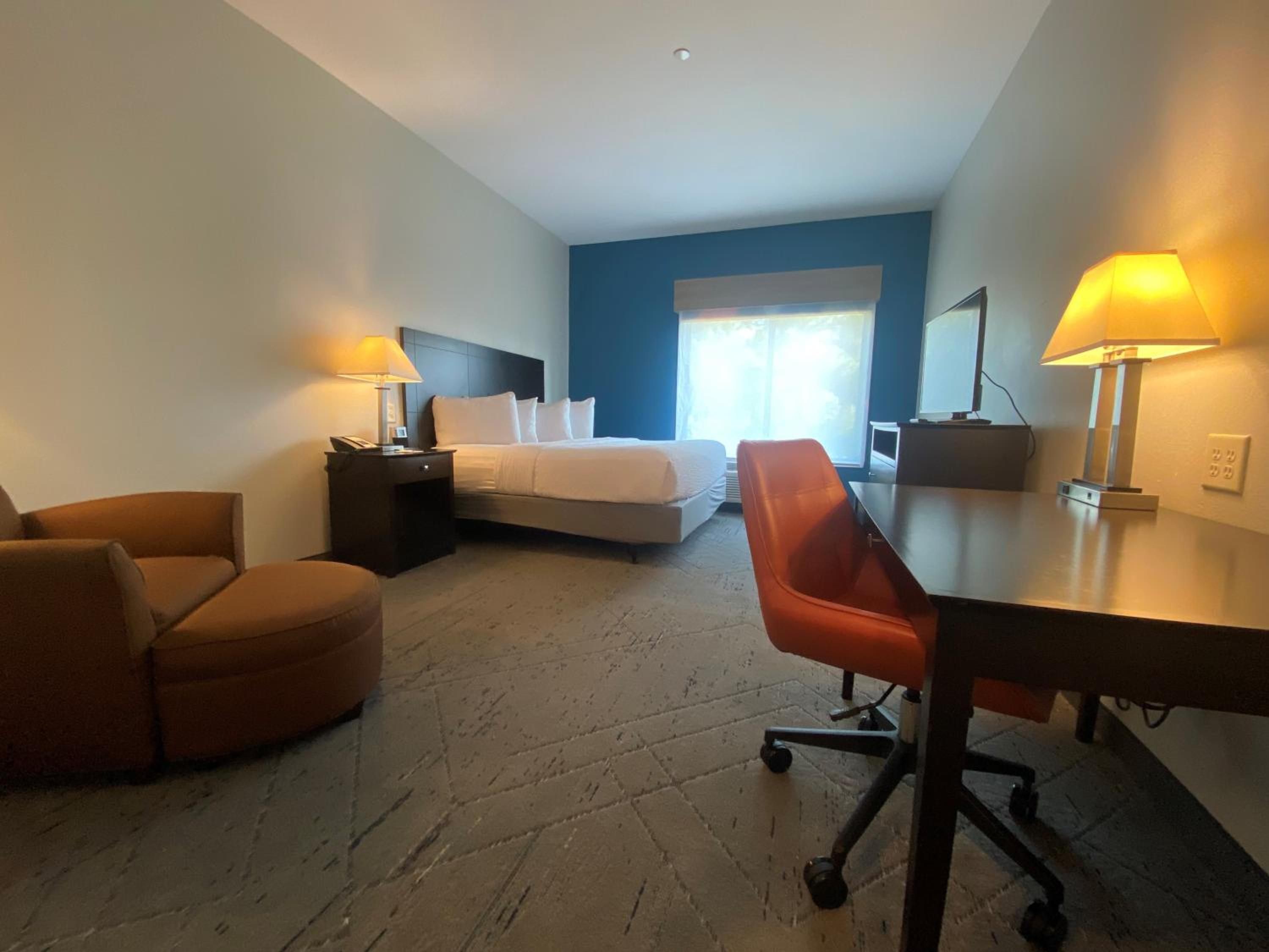 King Room - Mobility Access/Non-Smoking - Photo 3