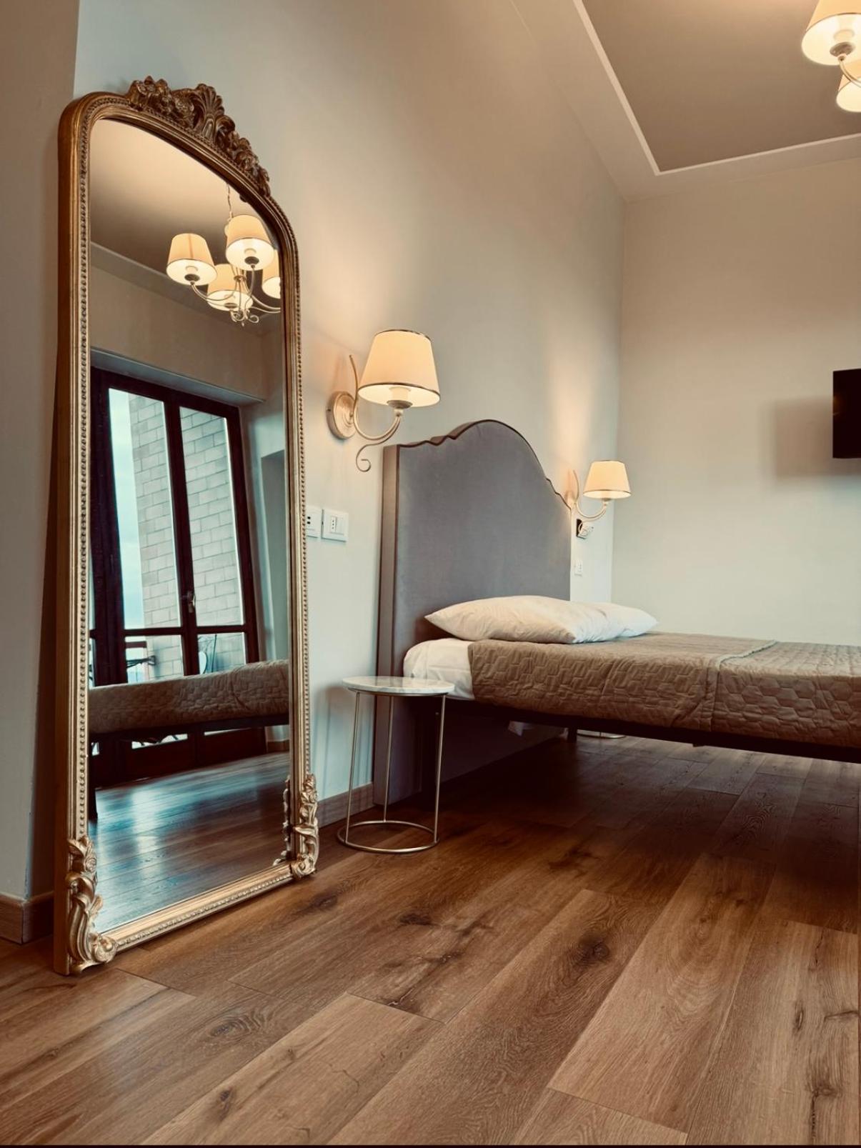 Suite with City View photo 1
