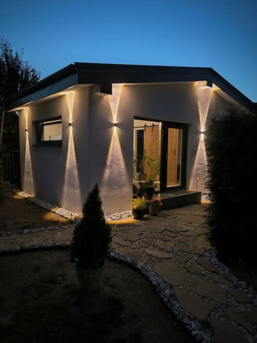 One-Bedroom House photo 3