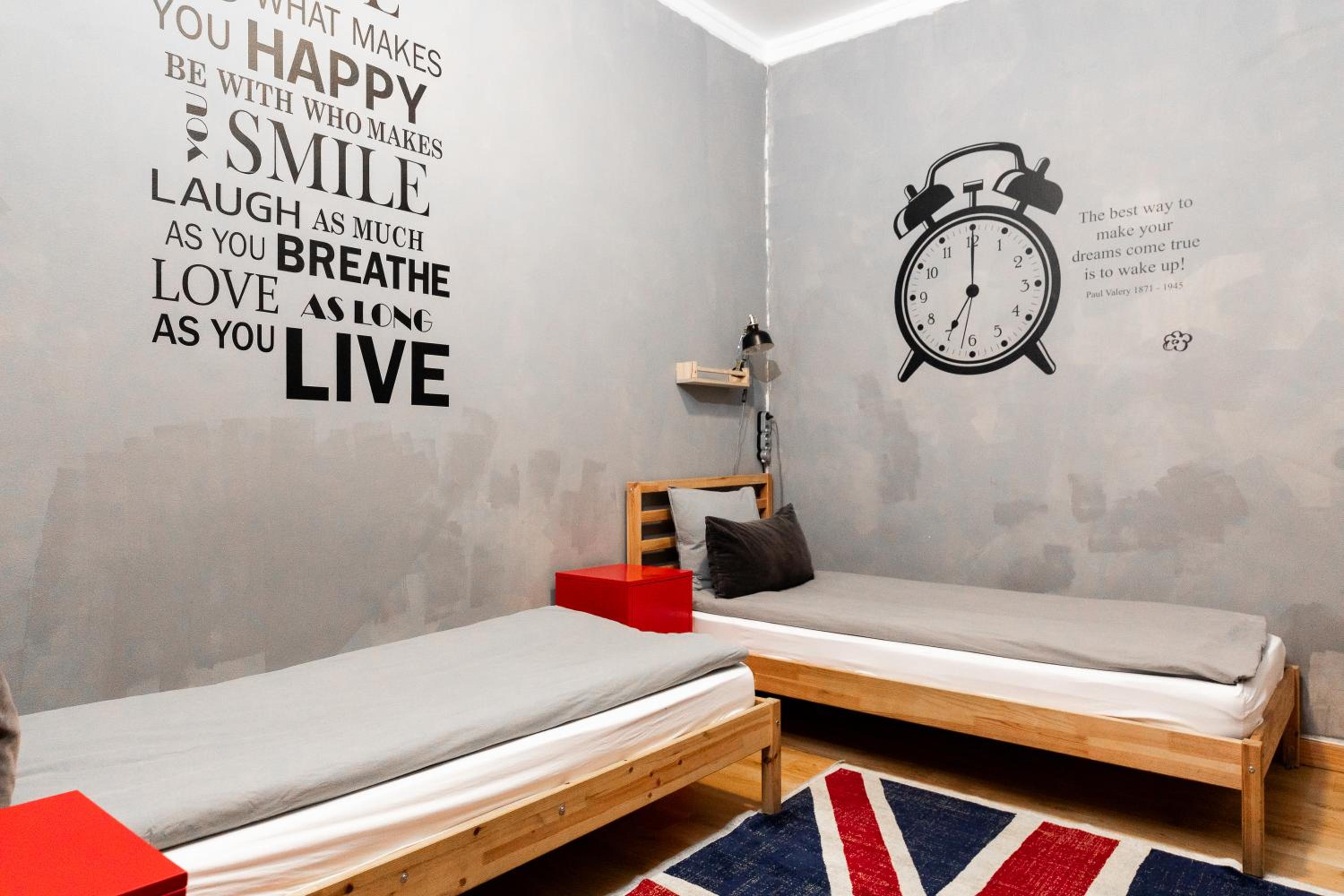 Standard Twin Room photo 3