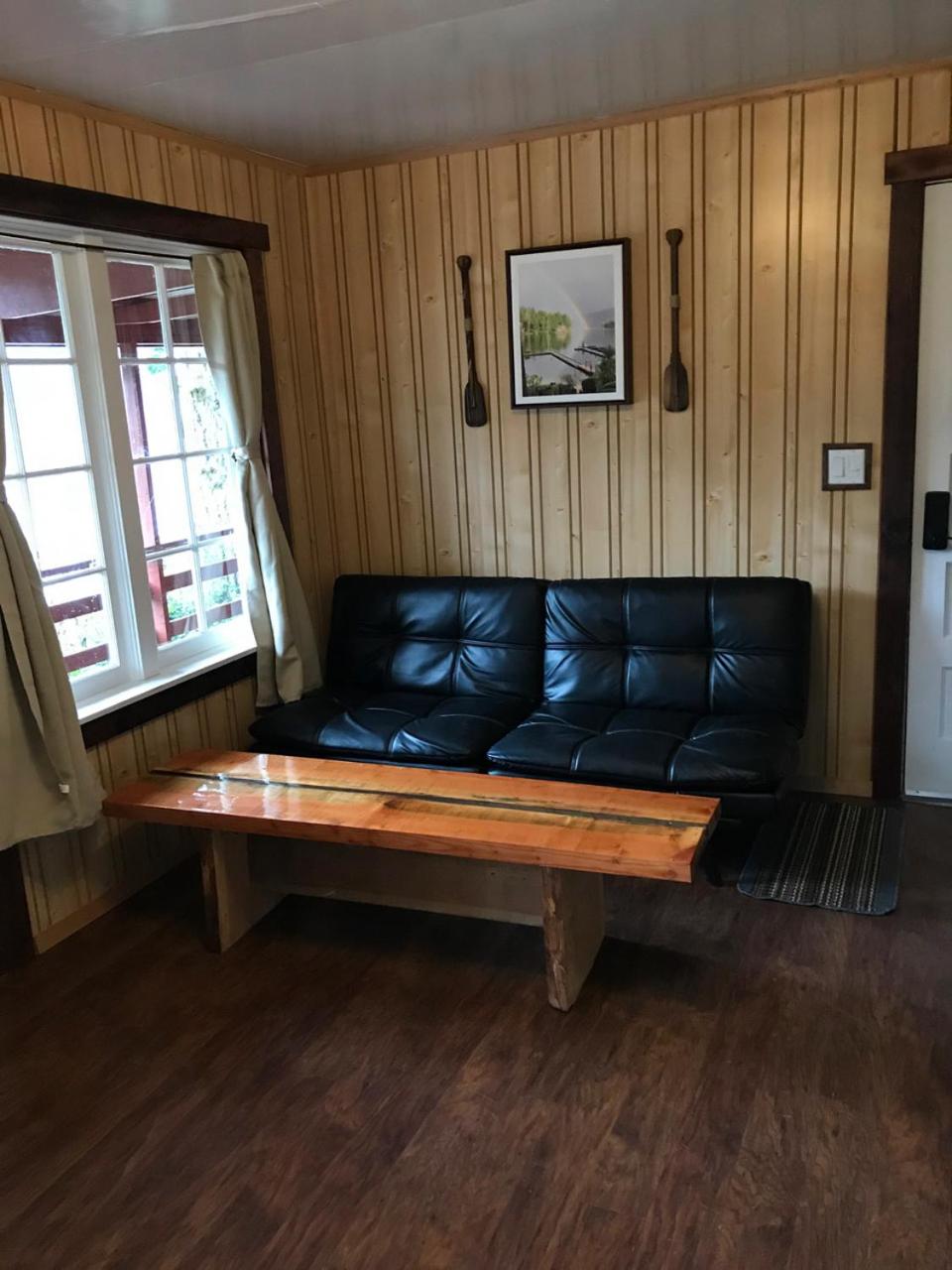 Queen Studio