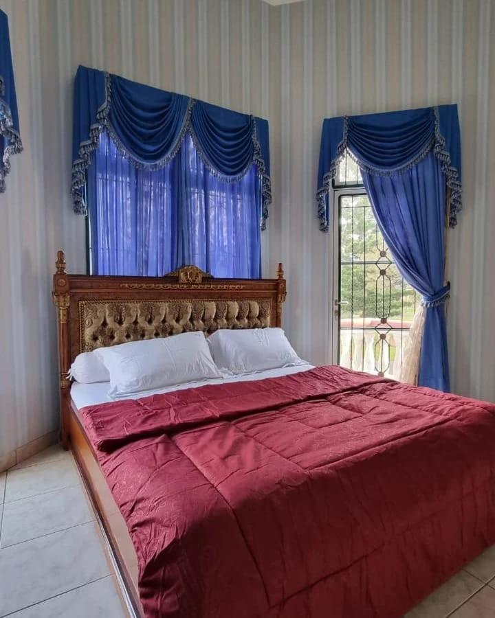 Superior Villa photo 1