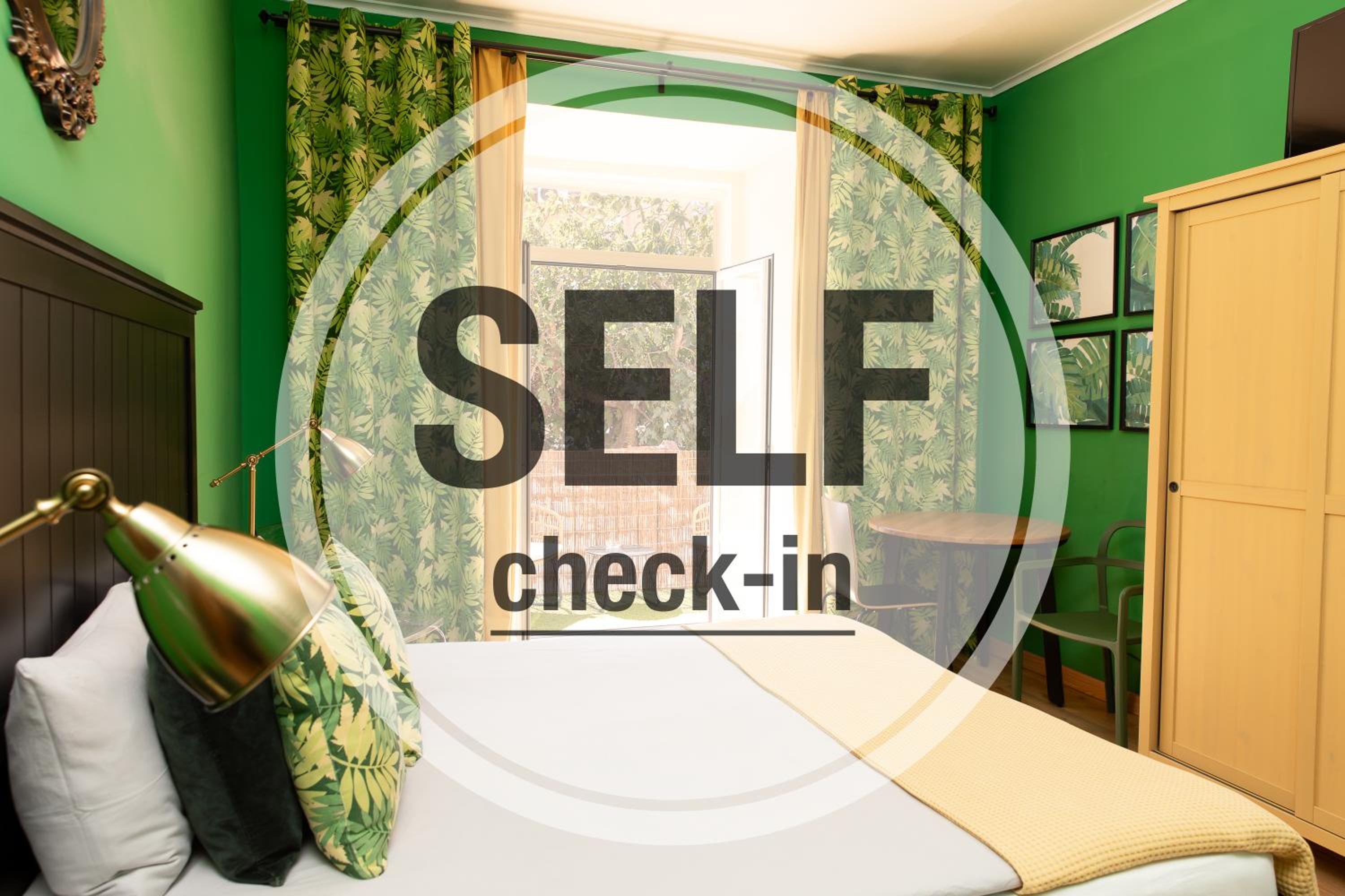 Triple Room with Balcony photo 1