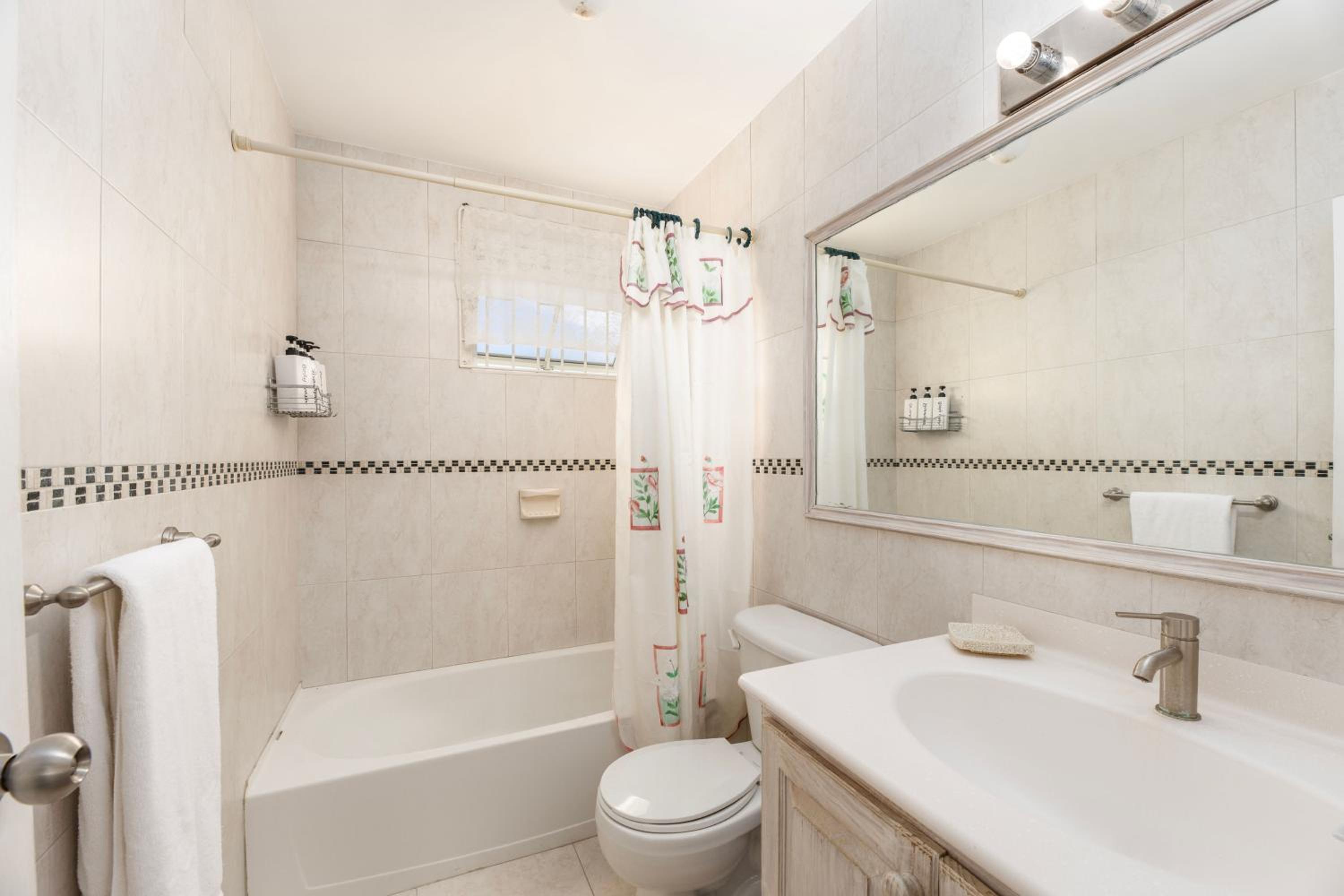 Two-Bedroom Villa photo 2
