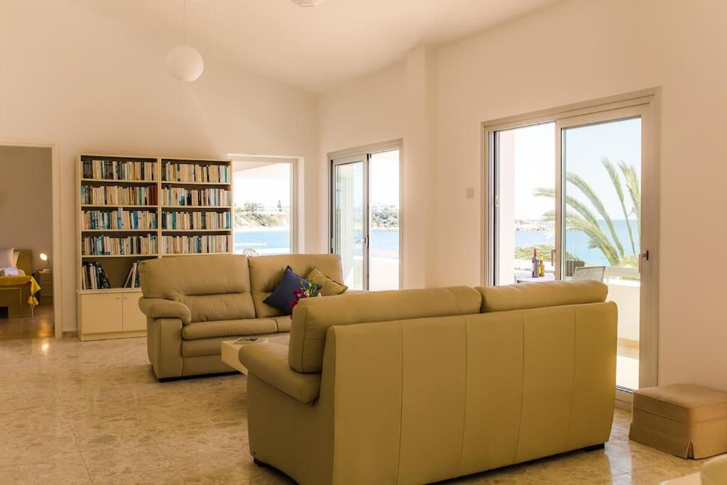 Two-Bedroom Apartment photo 3