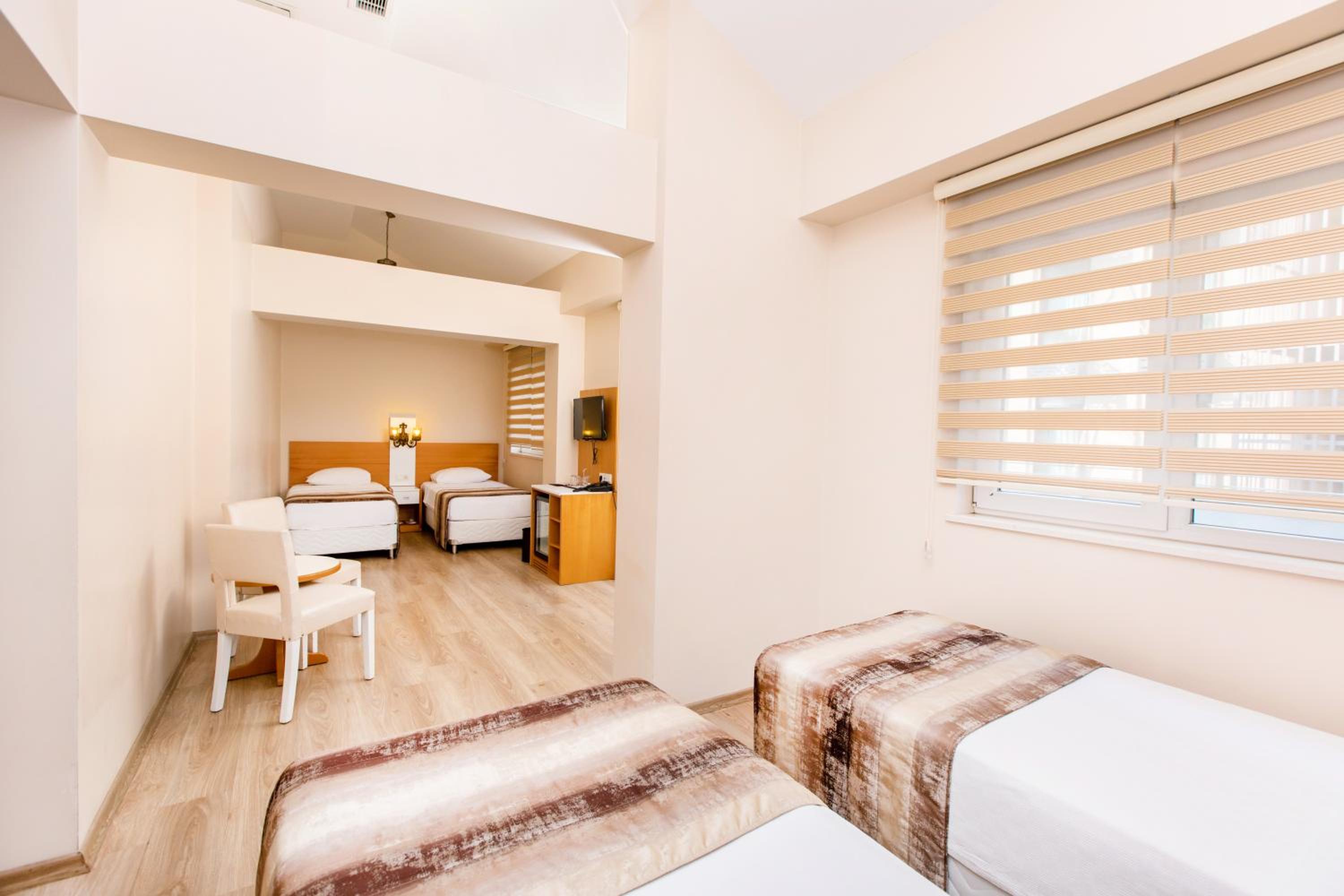 Suite with Terrace photo 3