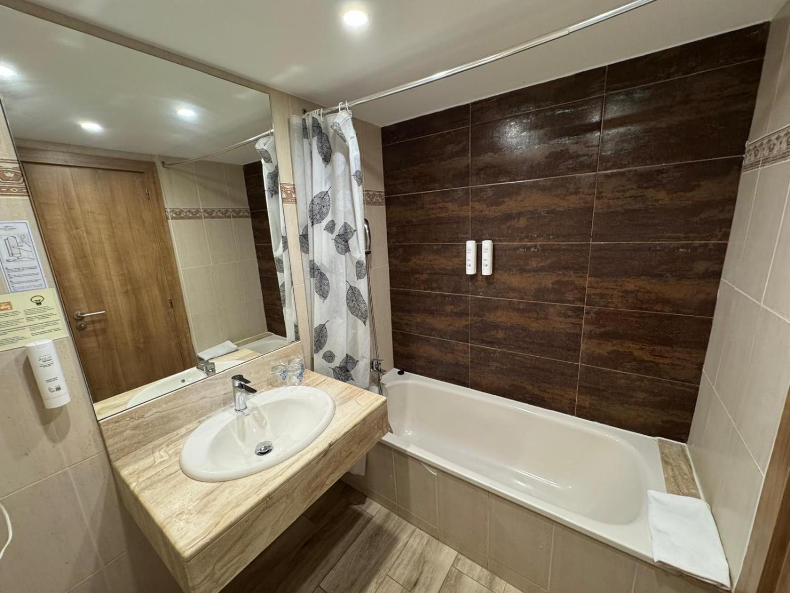 Double Comfort - Photo 4