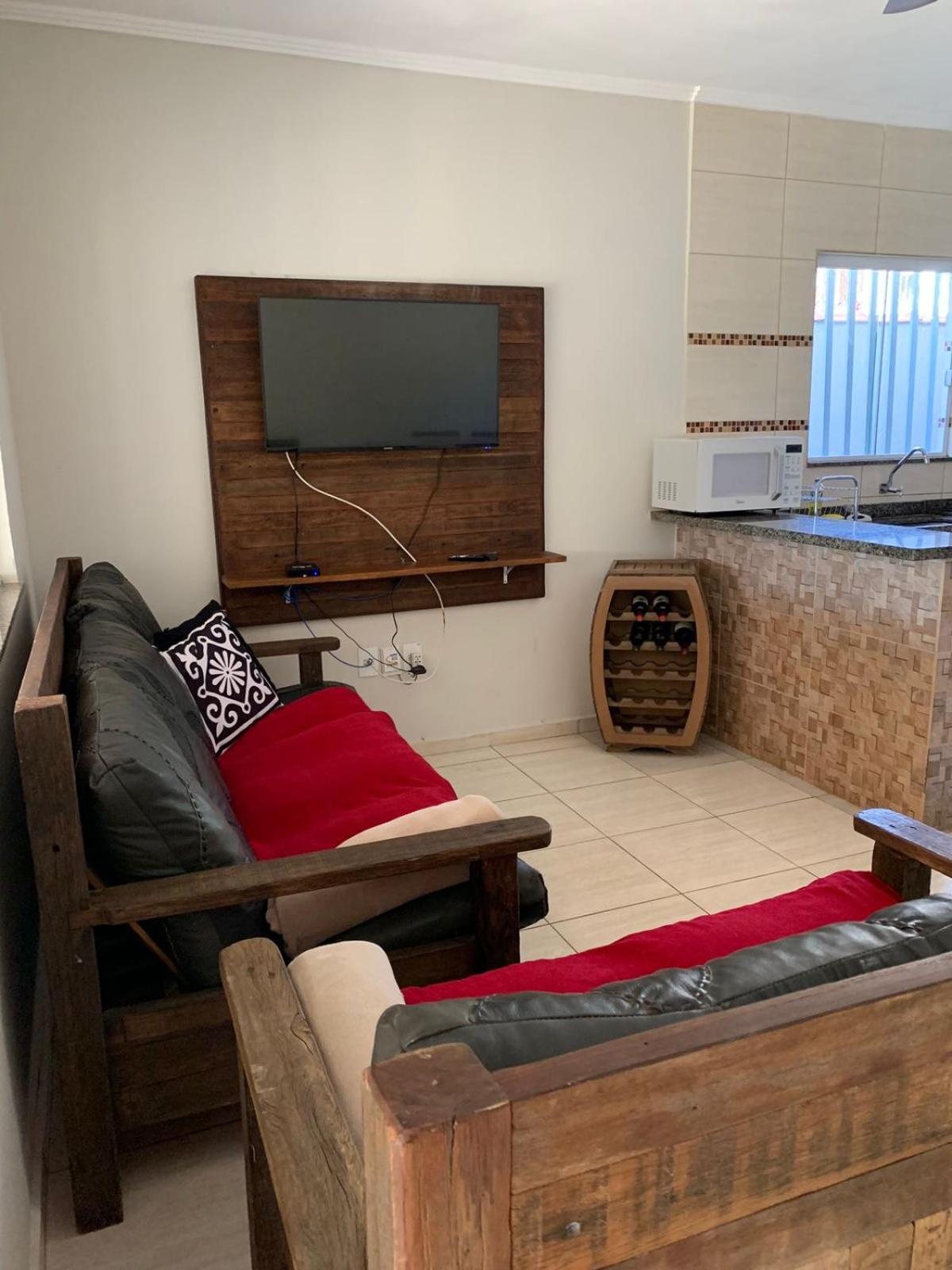 Three-Bedroom House photo 2