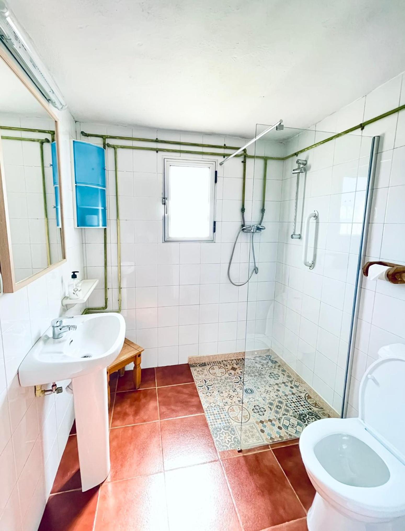 Two-Bedroom House photo 2