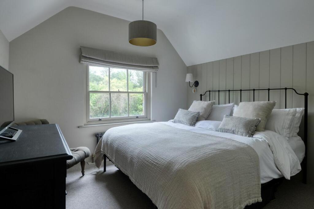 Three-Bedroom Cottage photo 3