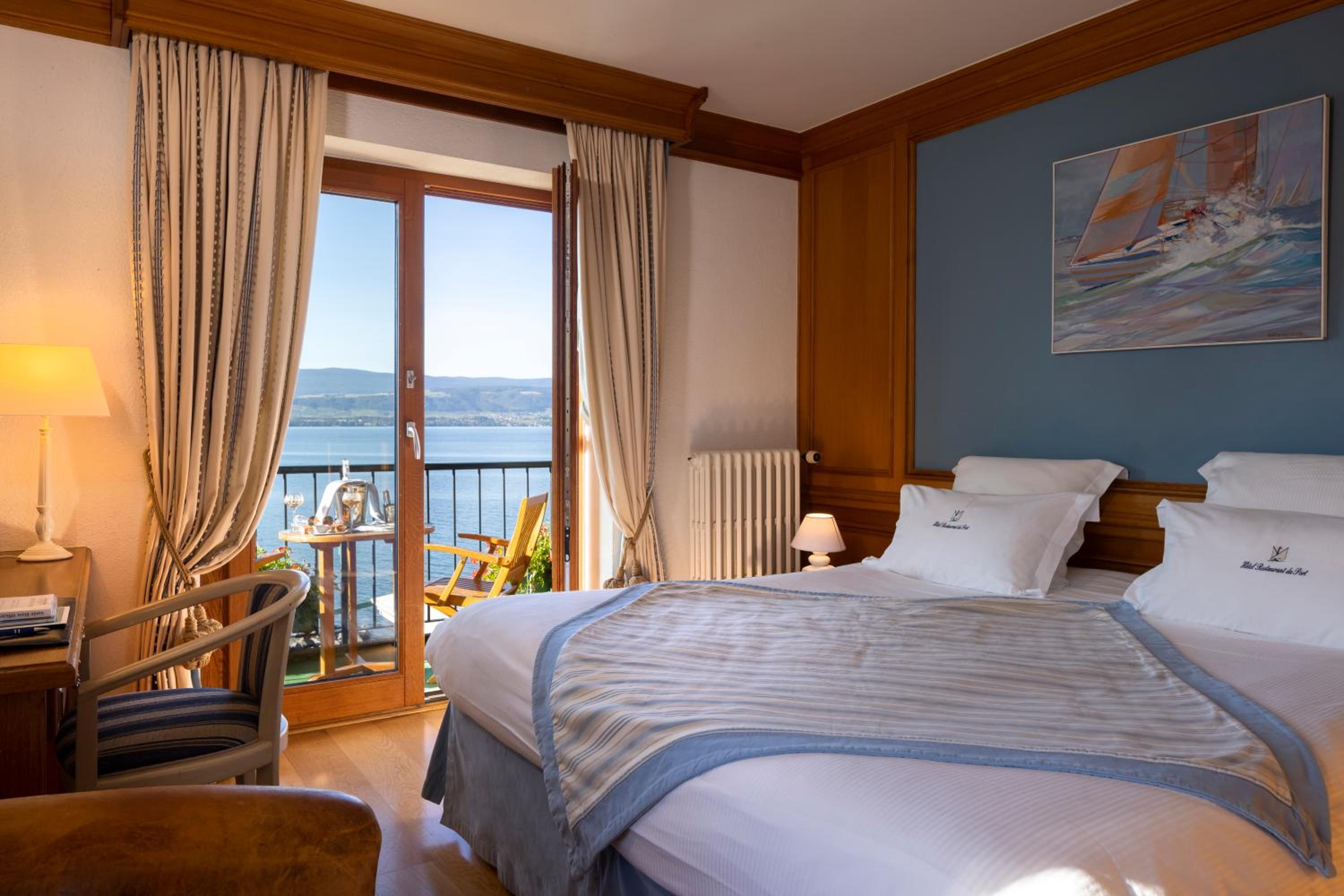 Superior Room with Lake View