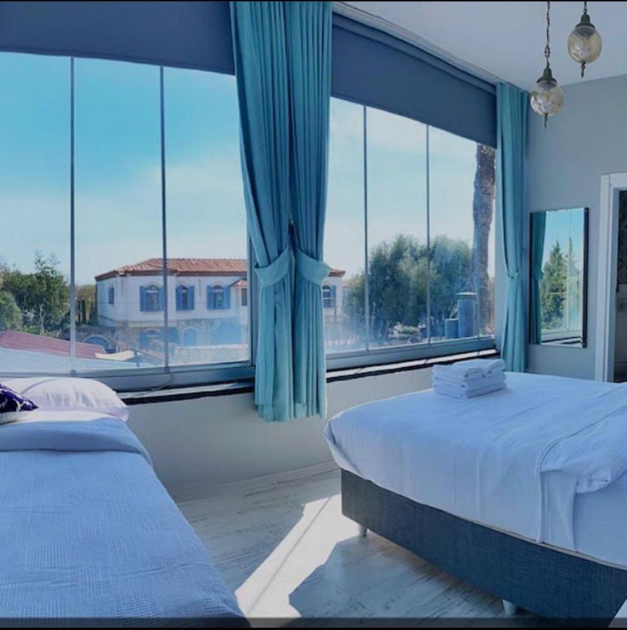 Deluxe Triple Room photo 1