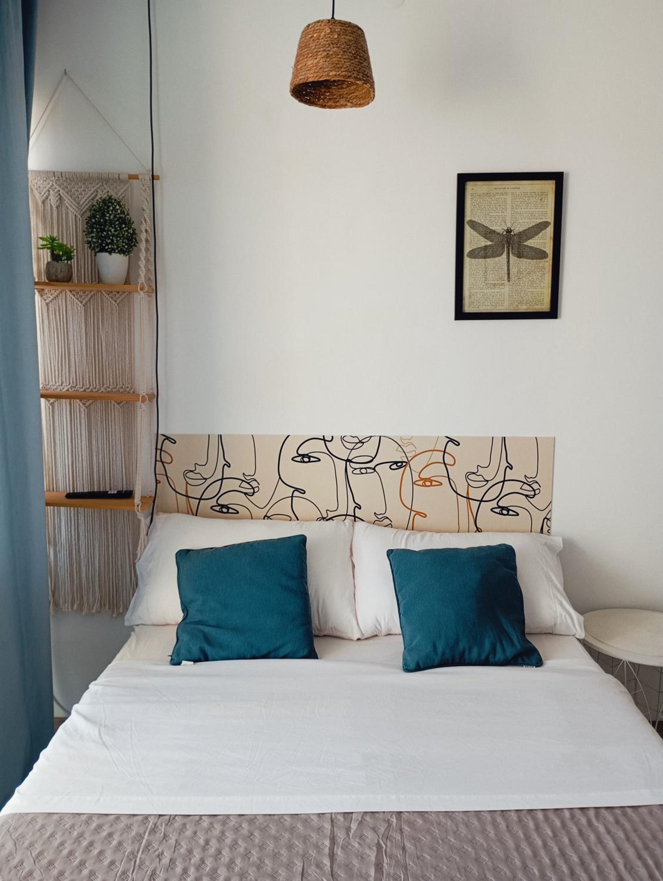 One-Bedroom Apartment photo 2