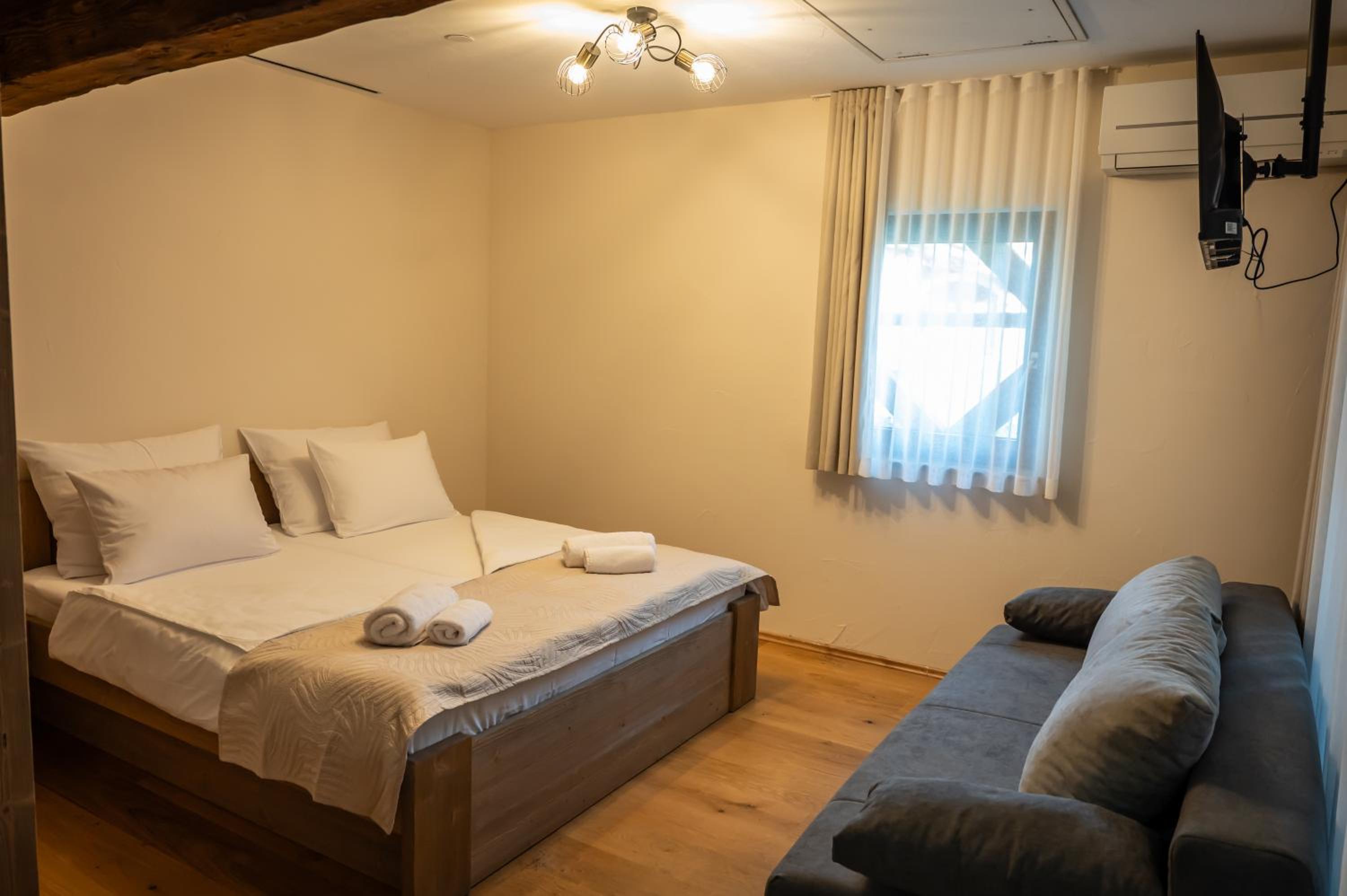 Three-Bedroom House photo 1
