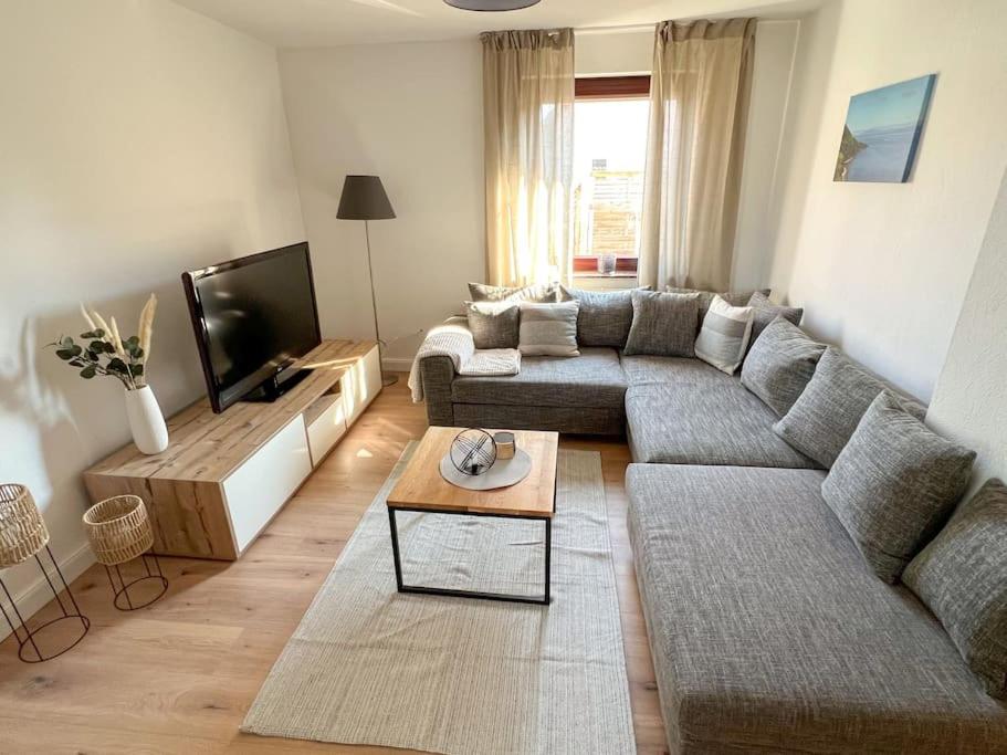 Three-Bedroom House photo 3