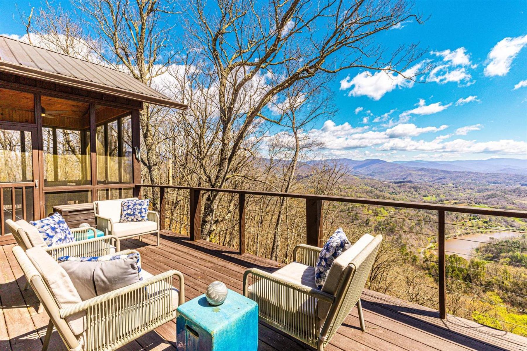 Two-Bedroom Holiday Home photo 3