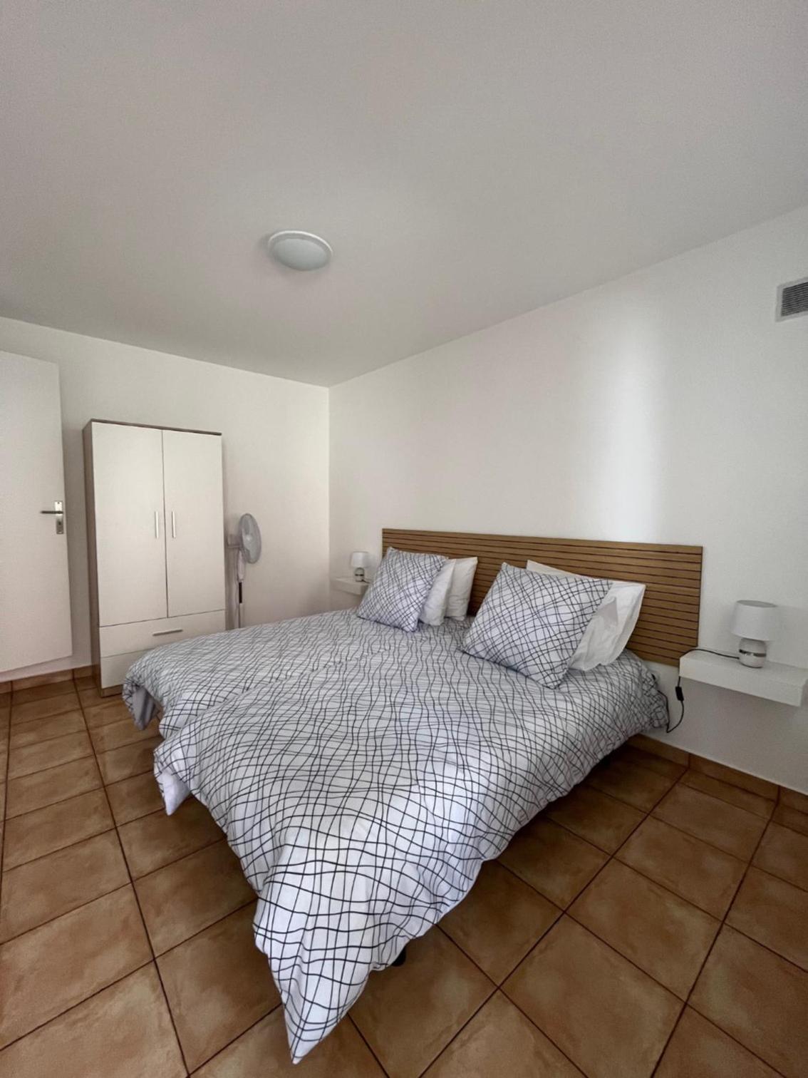 Two-Bedroom House photo 3