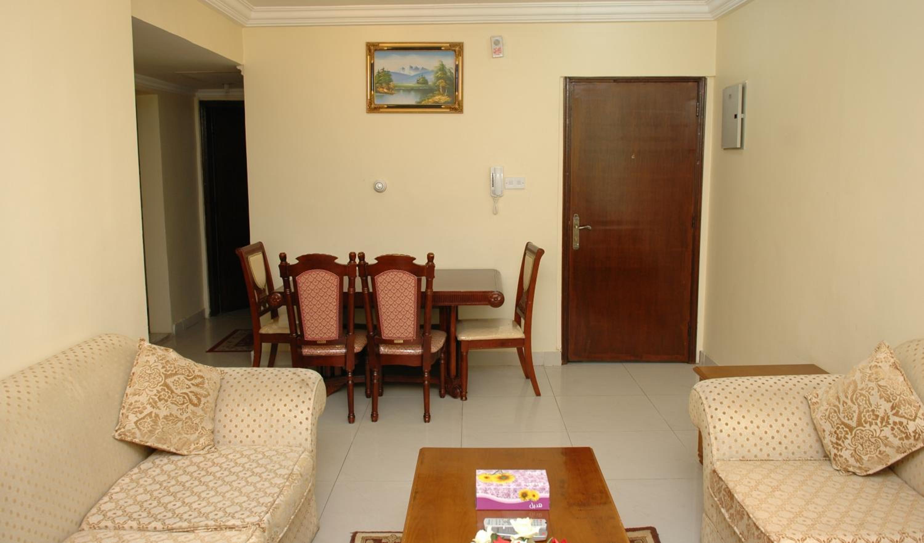 Executive Apartment - Photo 11
