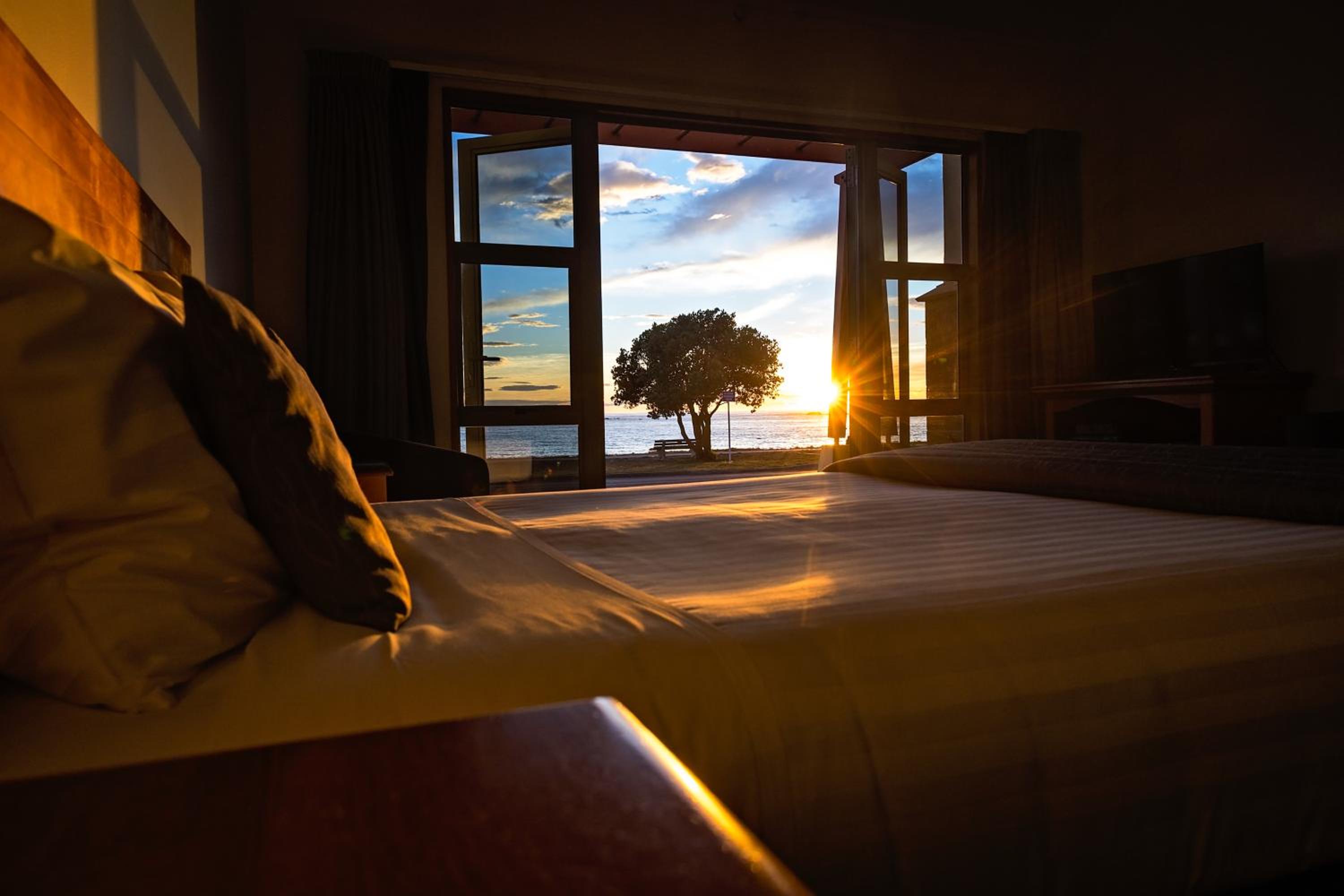 Executive Suite with Seaview photo 3