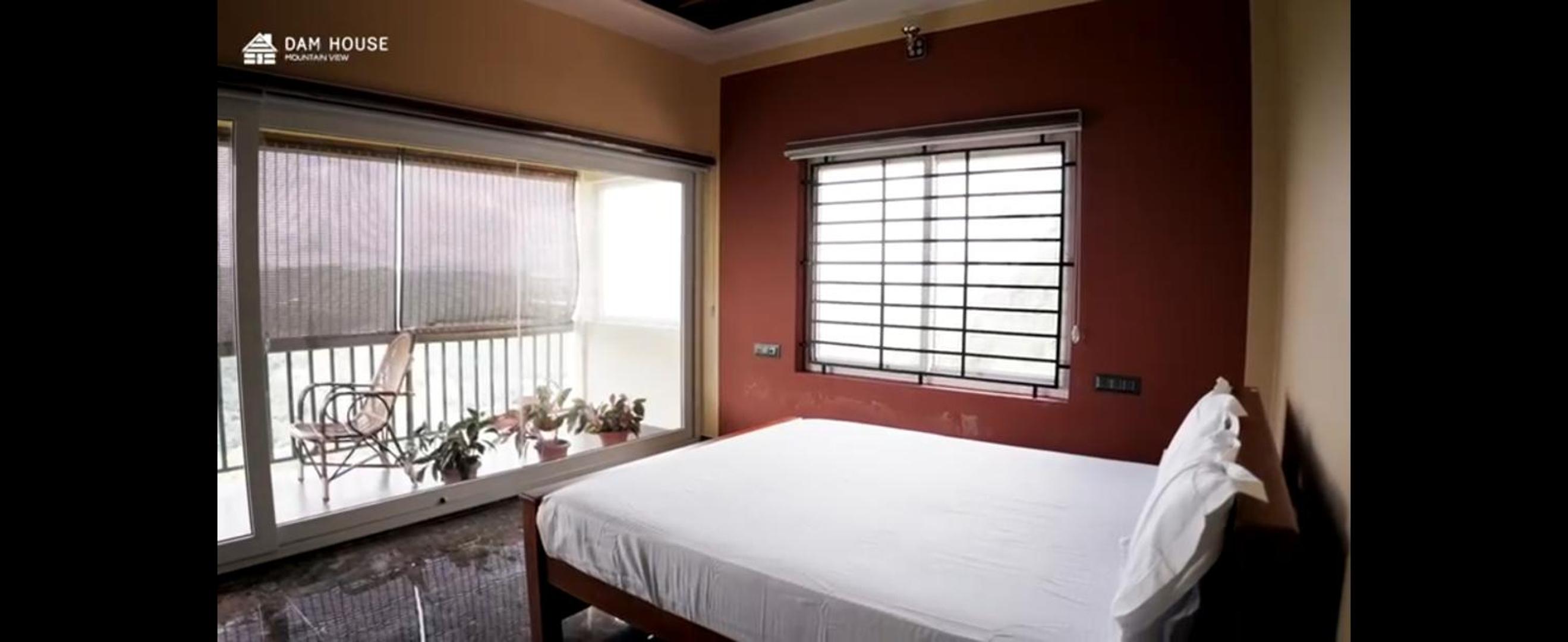 Three-Bedroom Villa photo 1