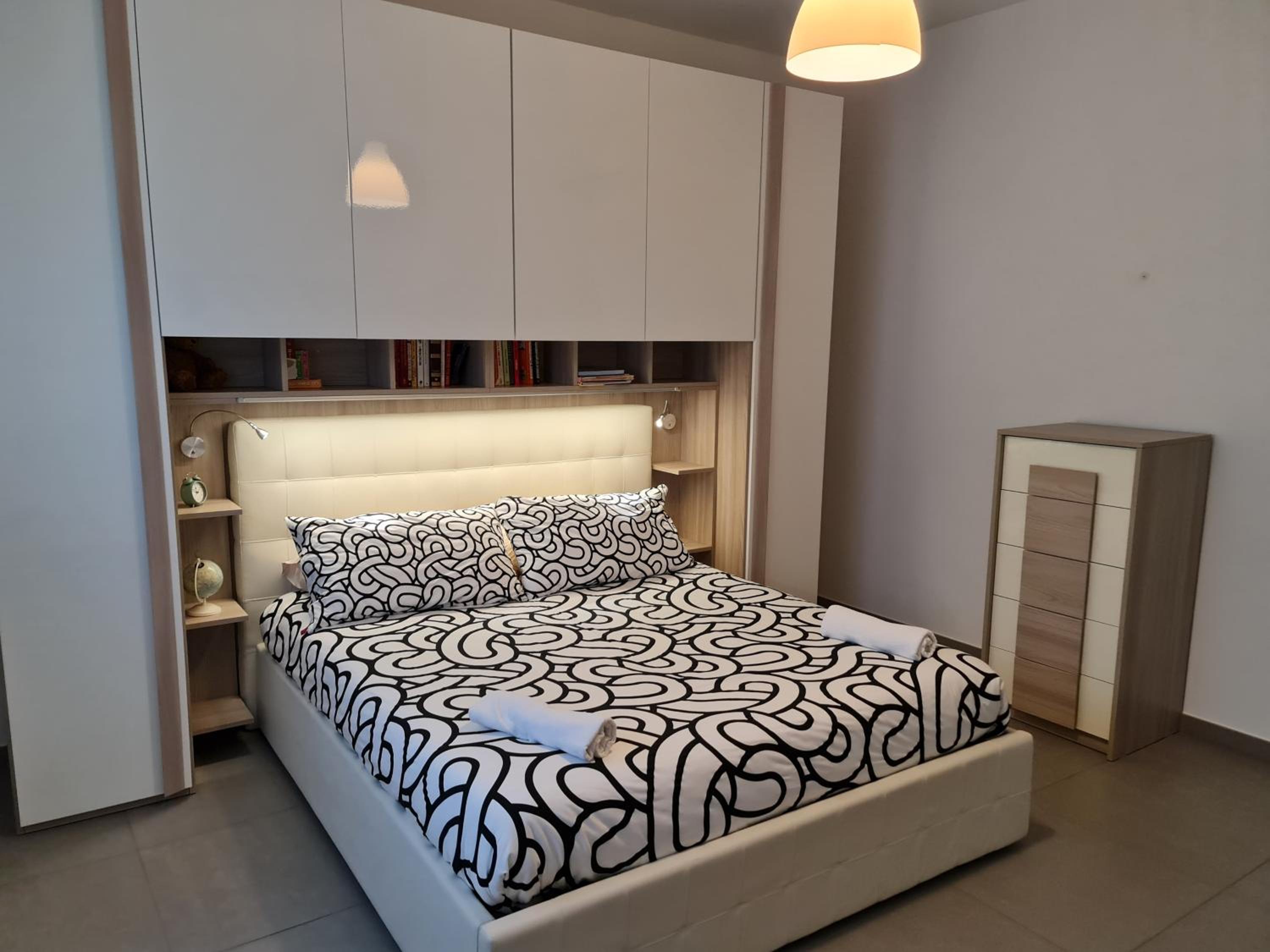 Three-Bedroom Villa photo 2