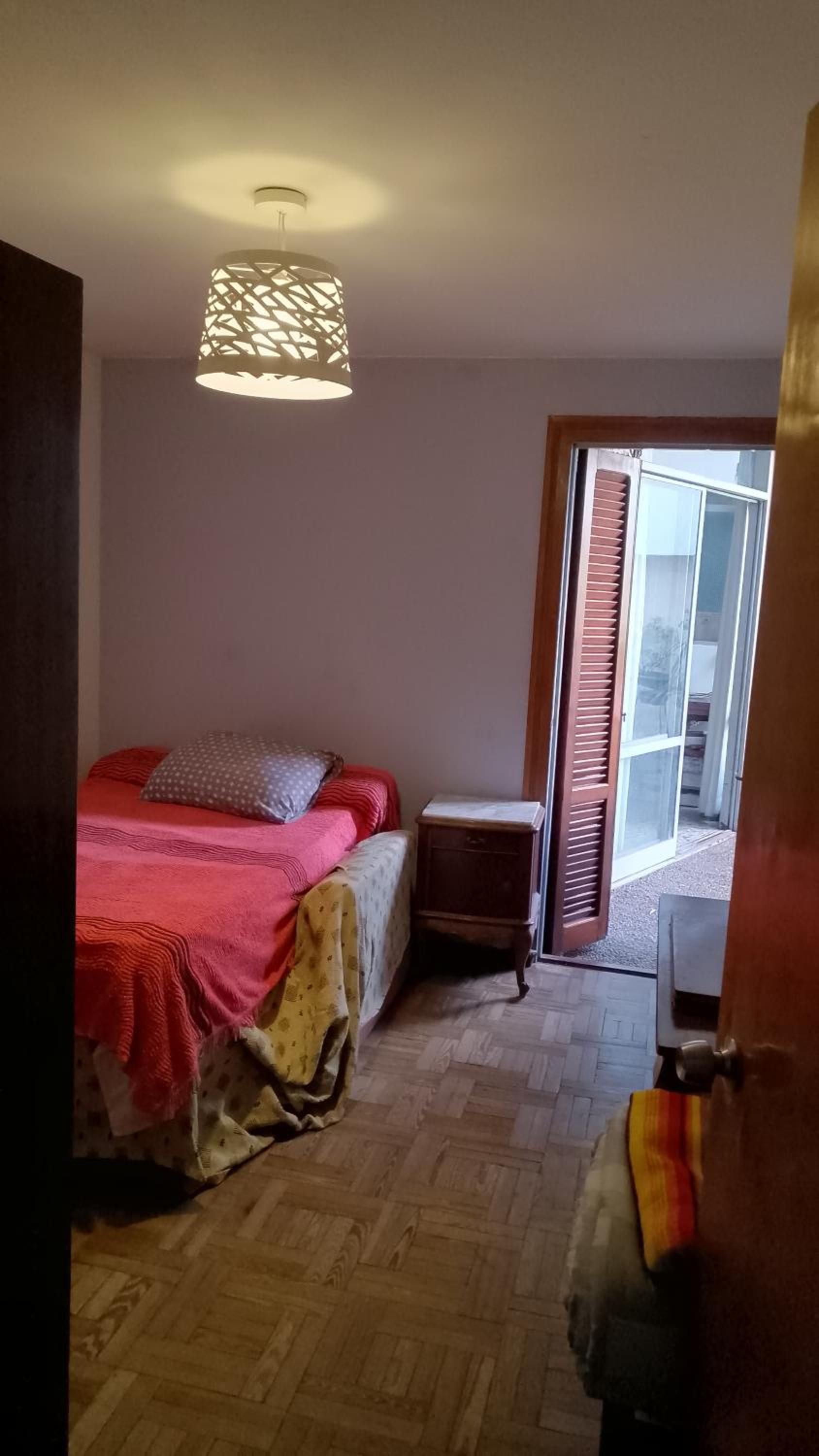 Standard Single Room With Shared Bathroom photo 3