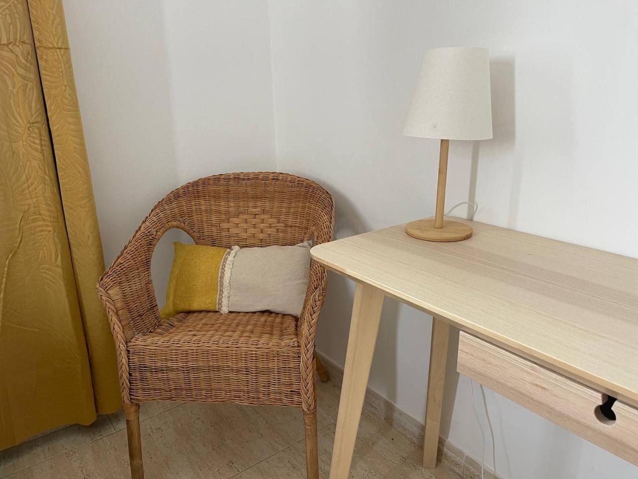Double Room with Shared Bathroom photo 3