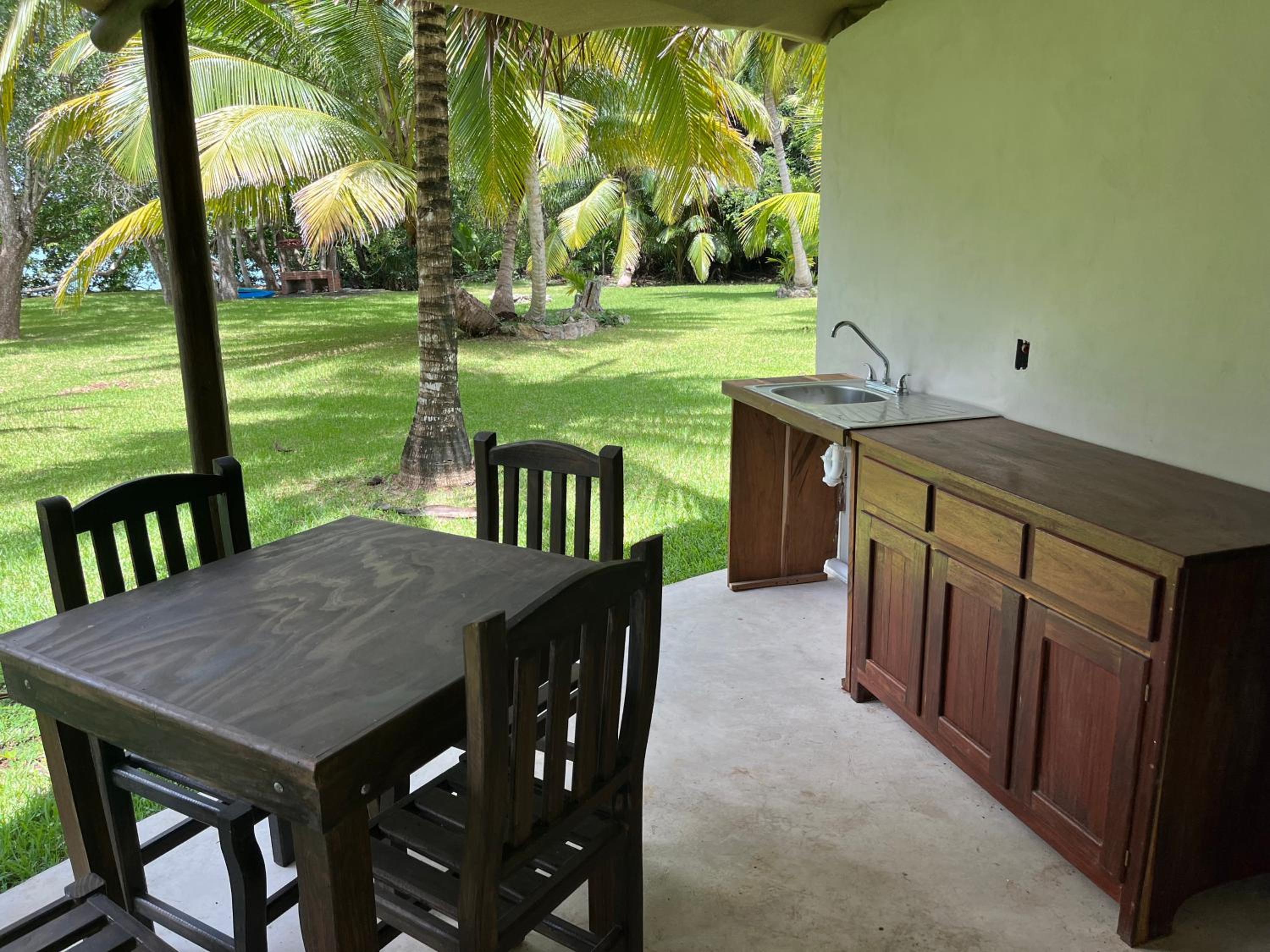 Bungalow - Water Front  photo 2