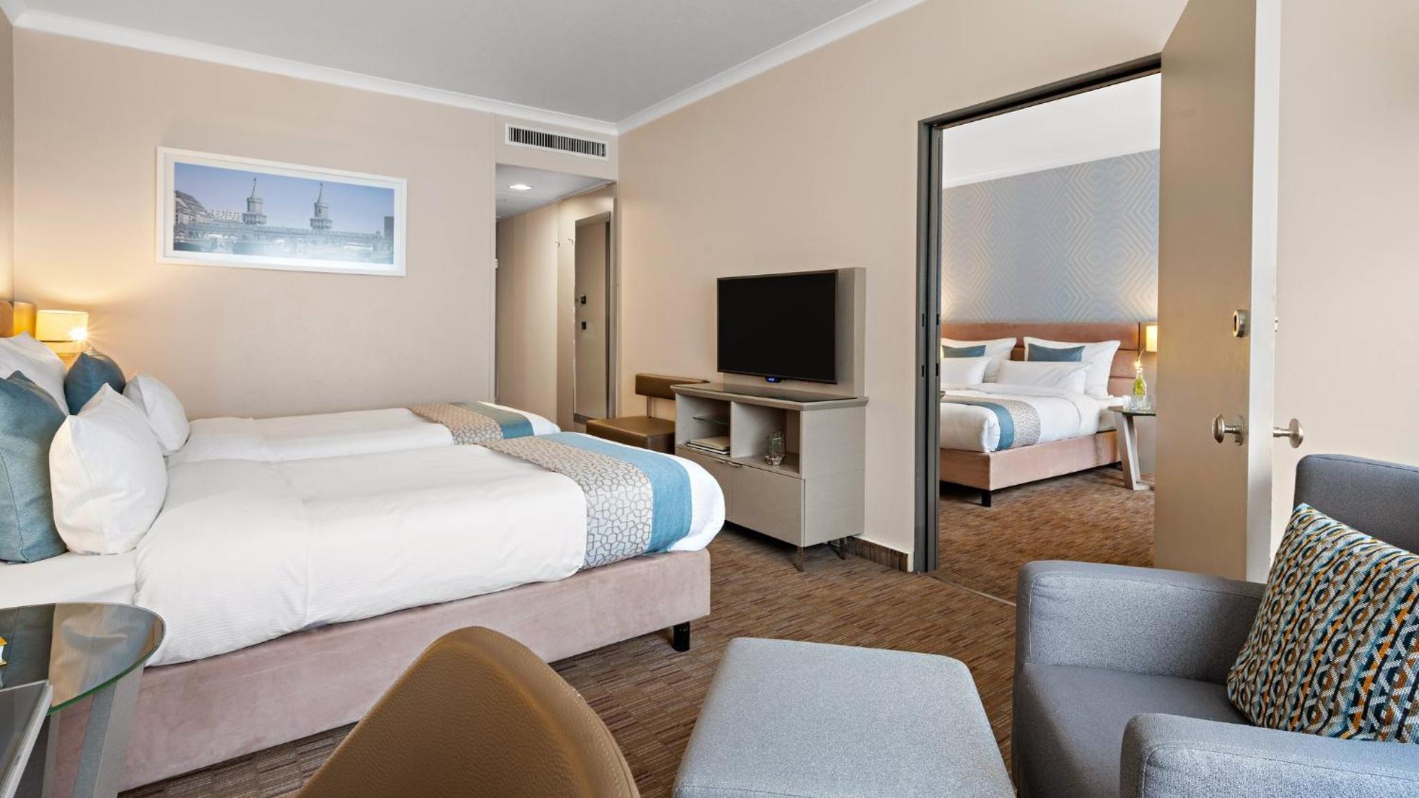 Premium Room thumbnail 5