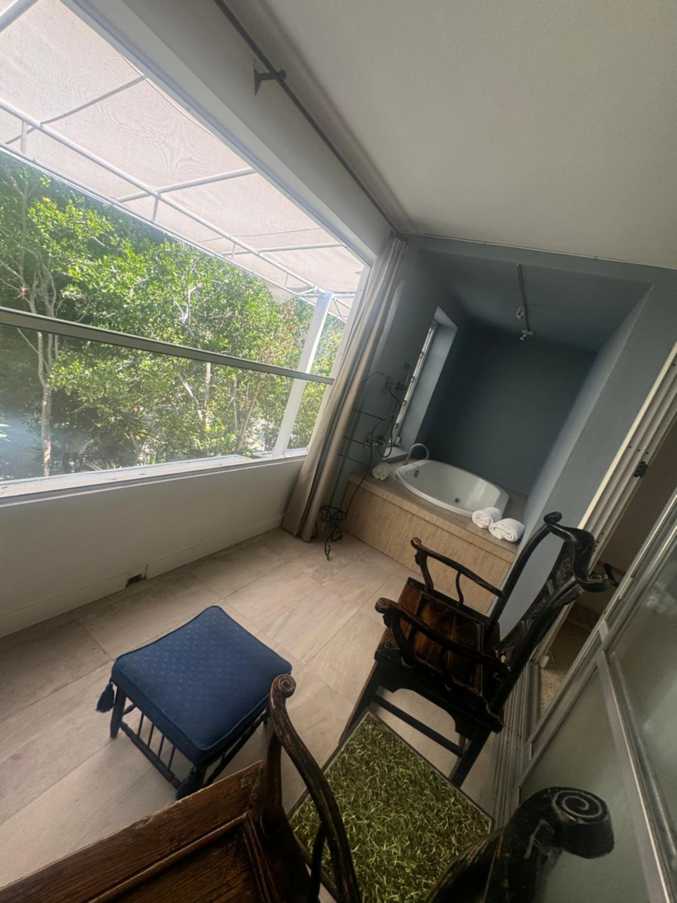 Moon Suite photo 2
