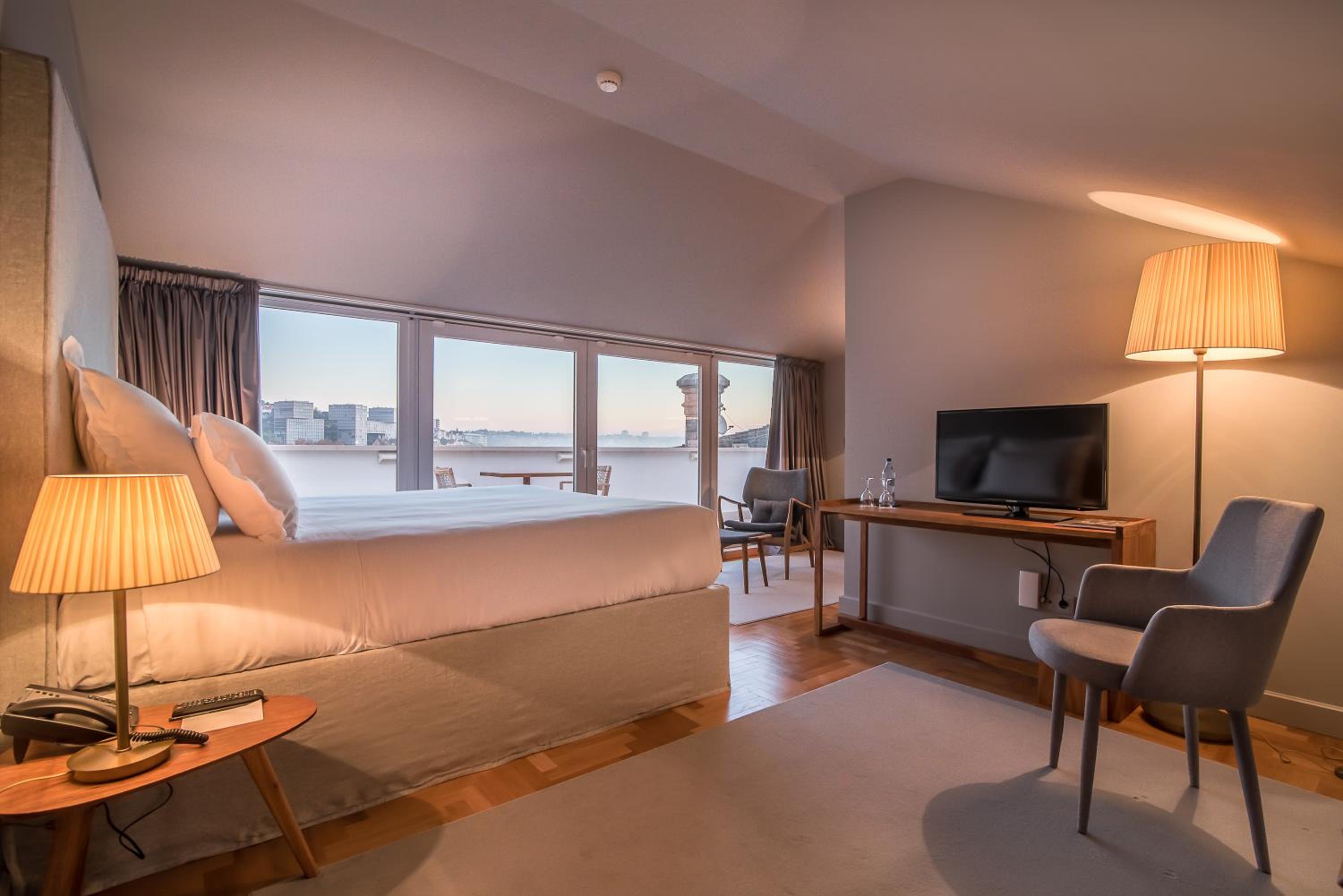 Grand Deluxe Double Room with Sea View and Terrace - Photo 7
