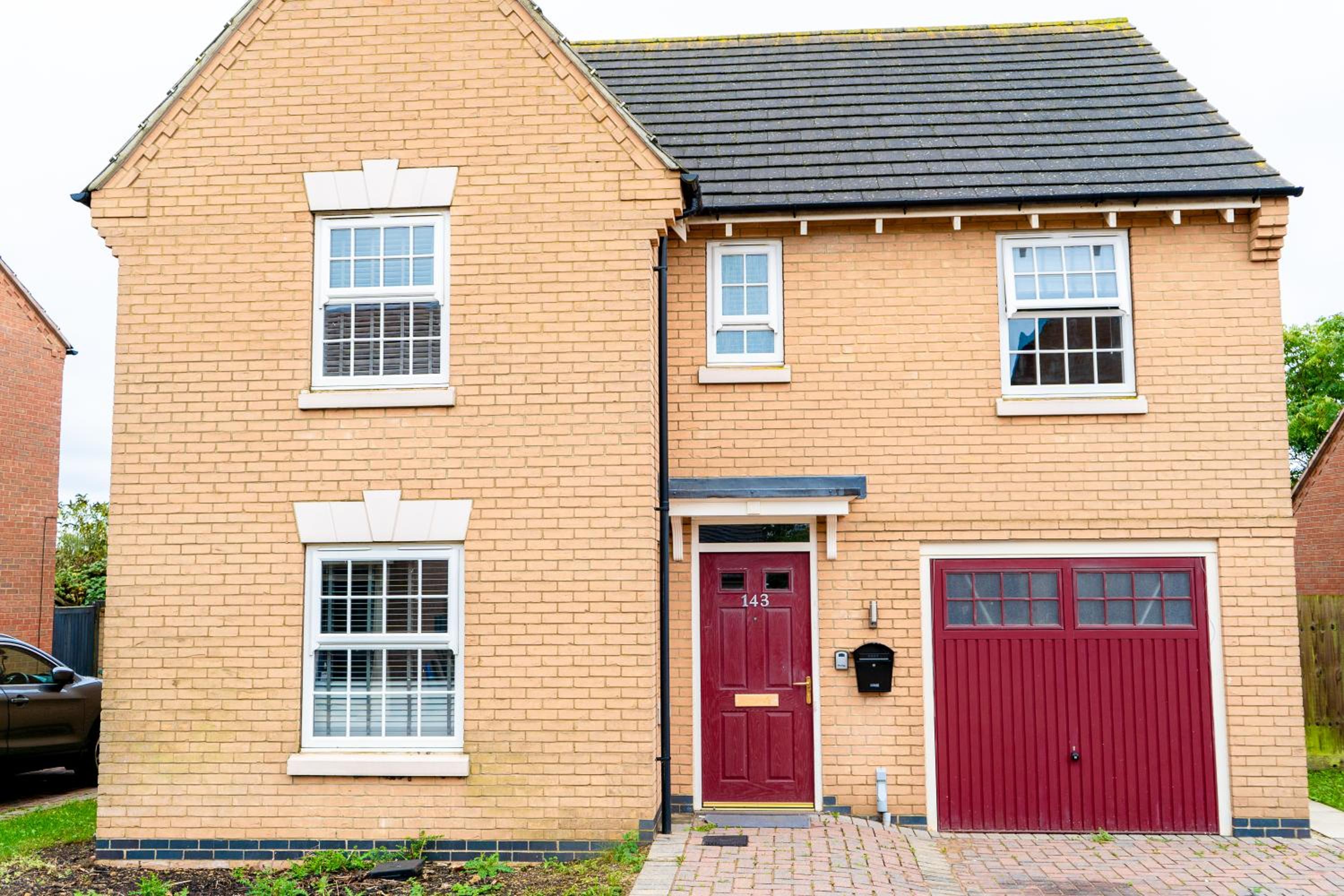 Four-Bedroom House photo 3