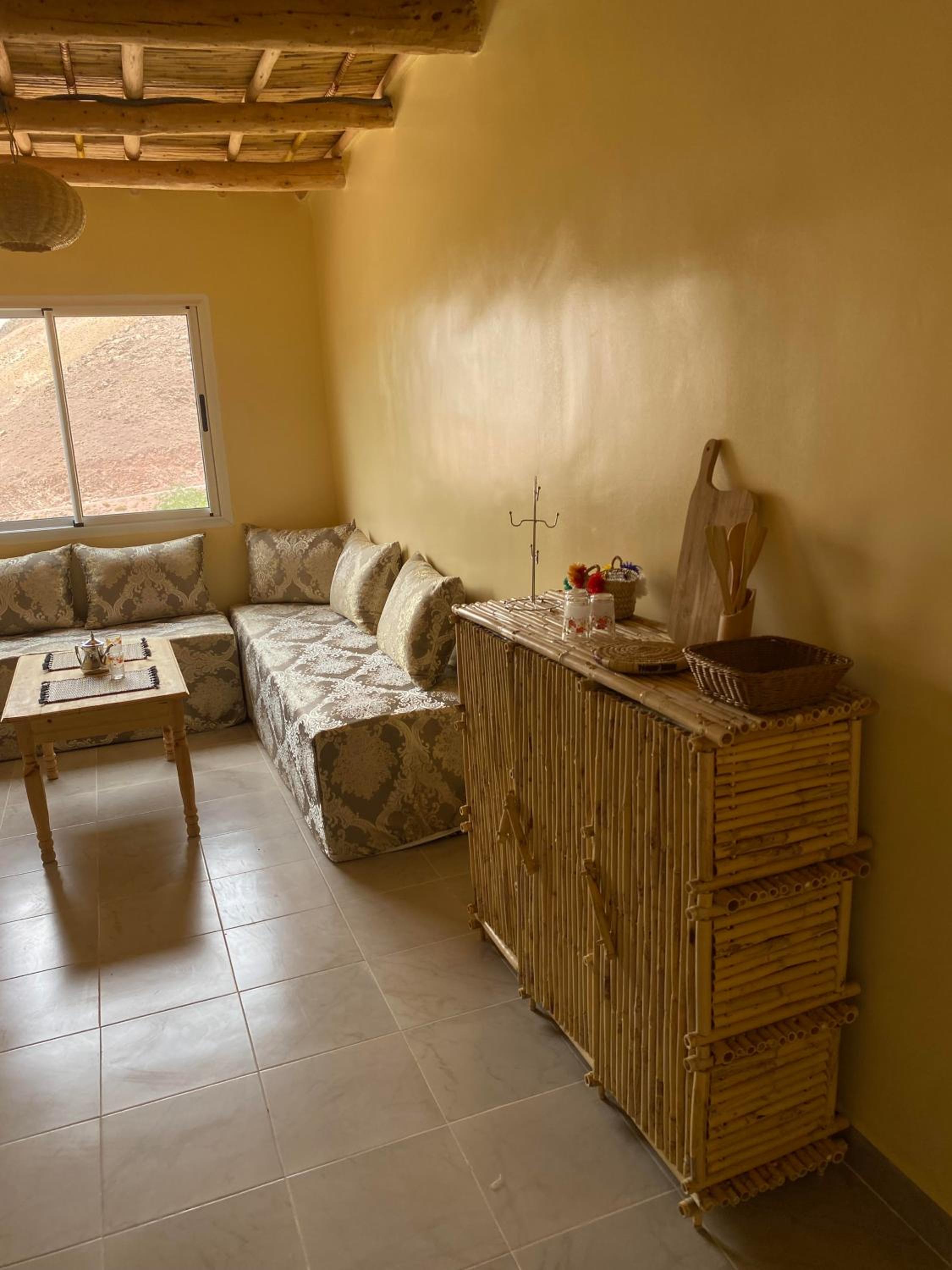 Apartment - Ground Floor photo 2