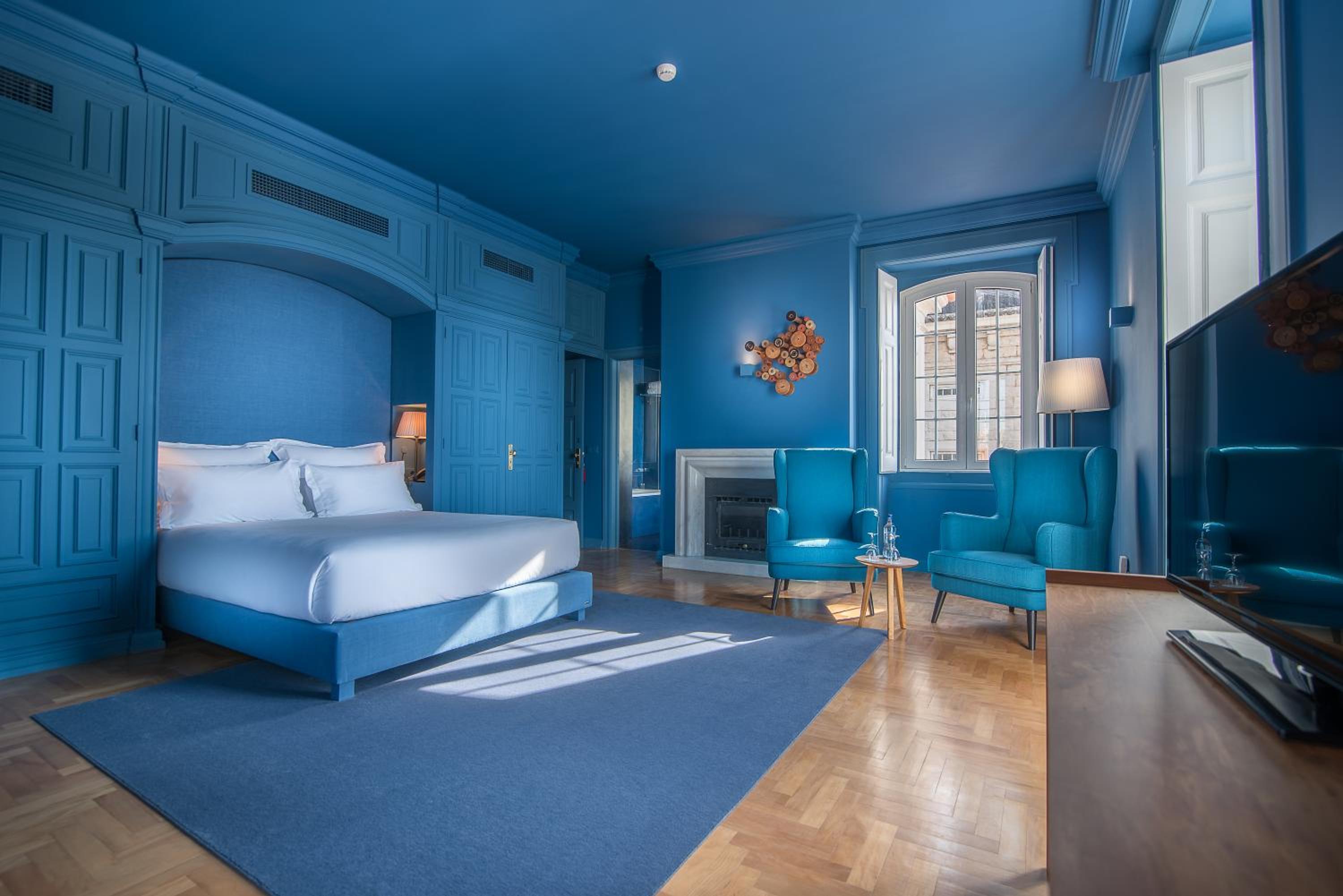 Deluxe Double Room with Sea and Bay View - Photo 6