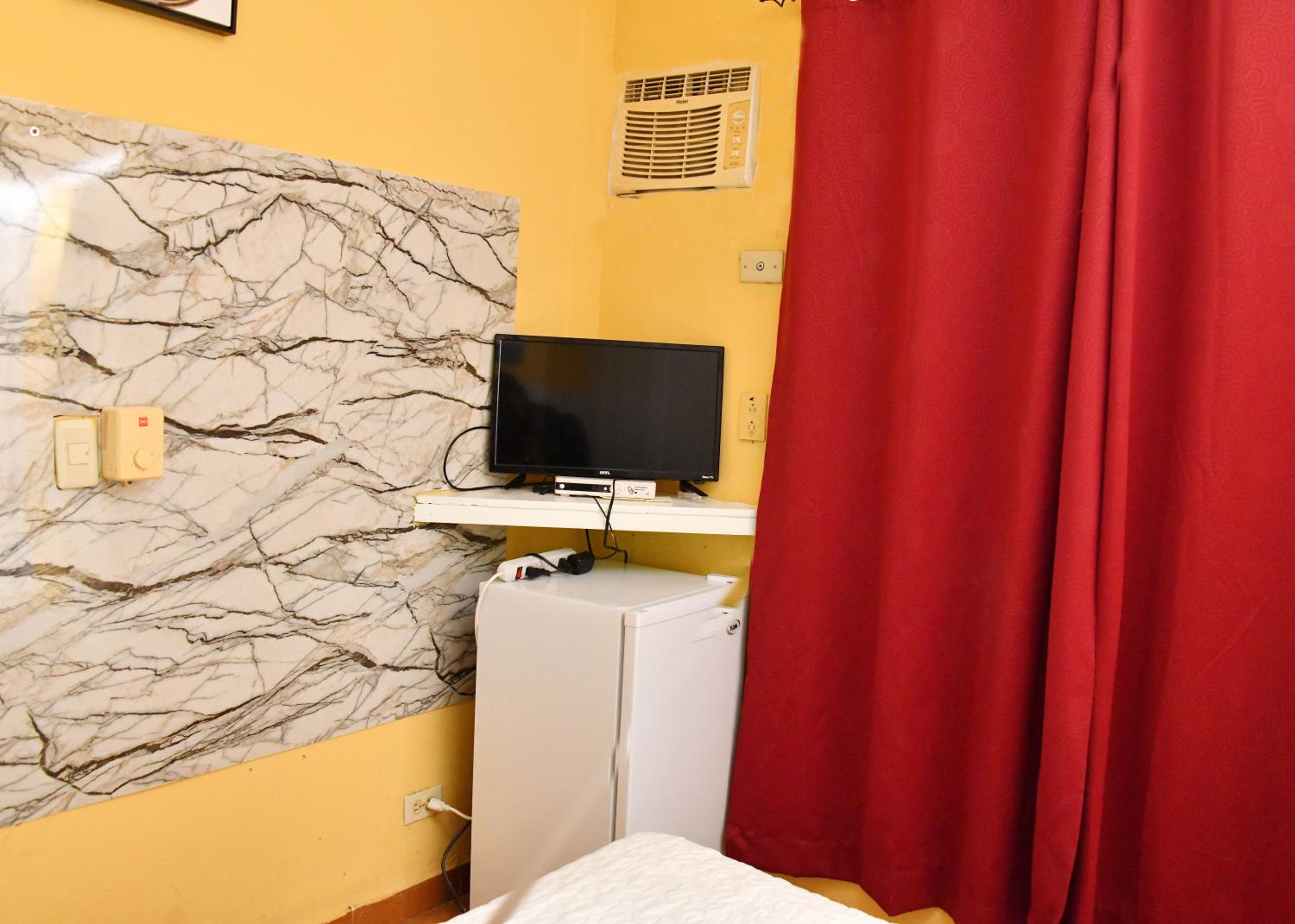 Small Double Room photo 3