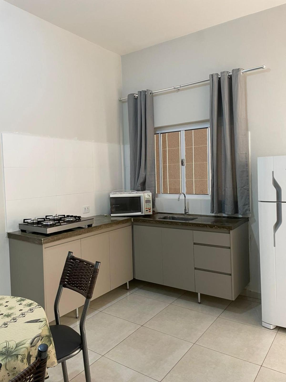 One-Bedroom Apartment photo 2