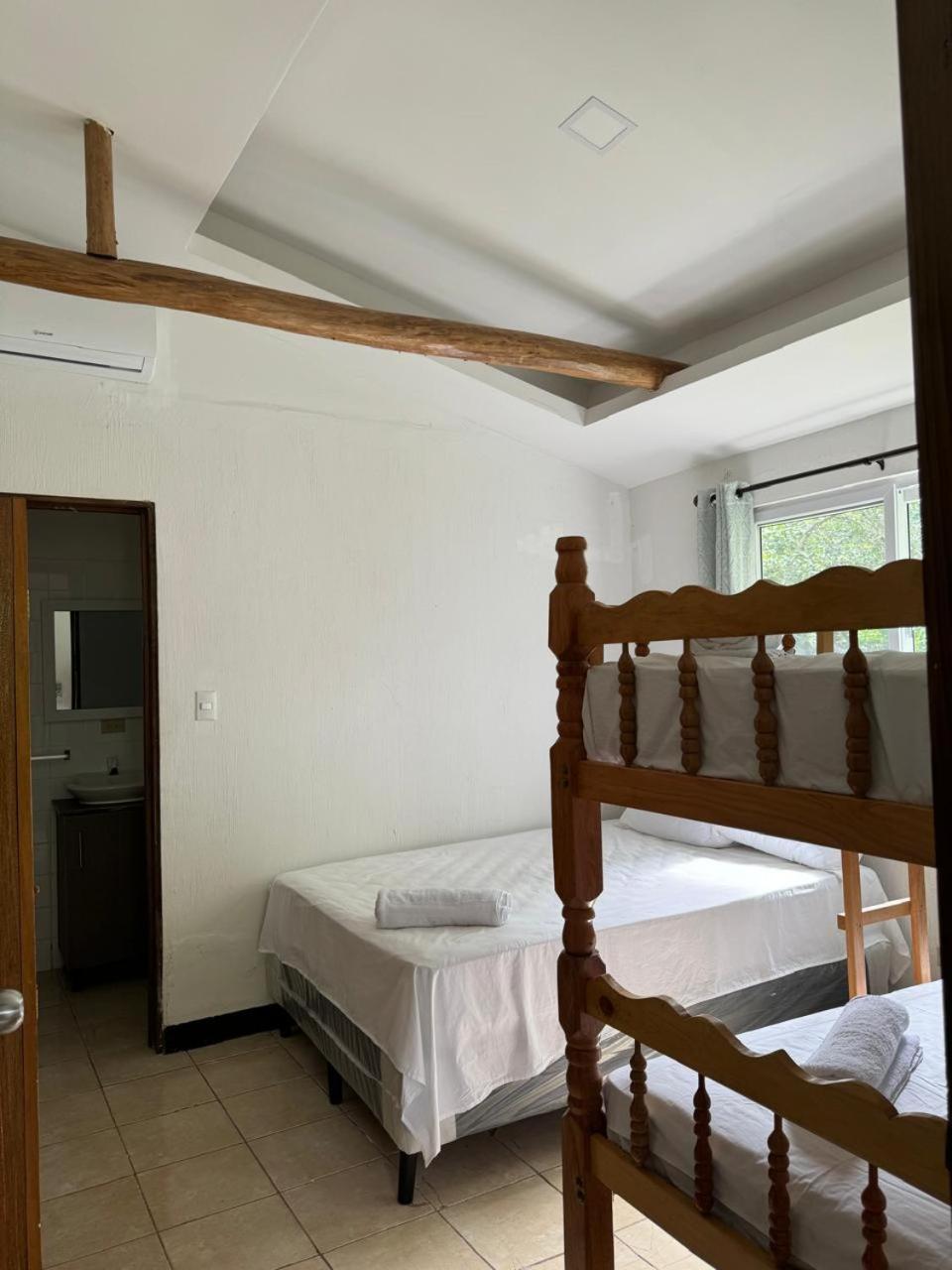 Double Room With Two Double Beds photo 3