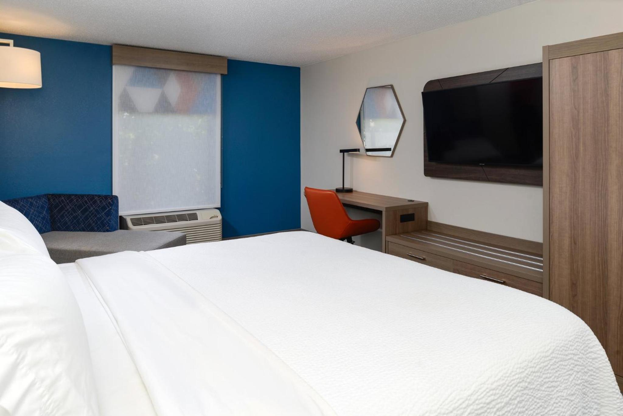 Standard King Room - Photo 1
