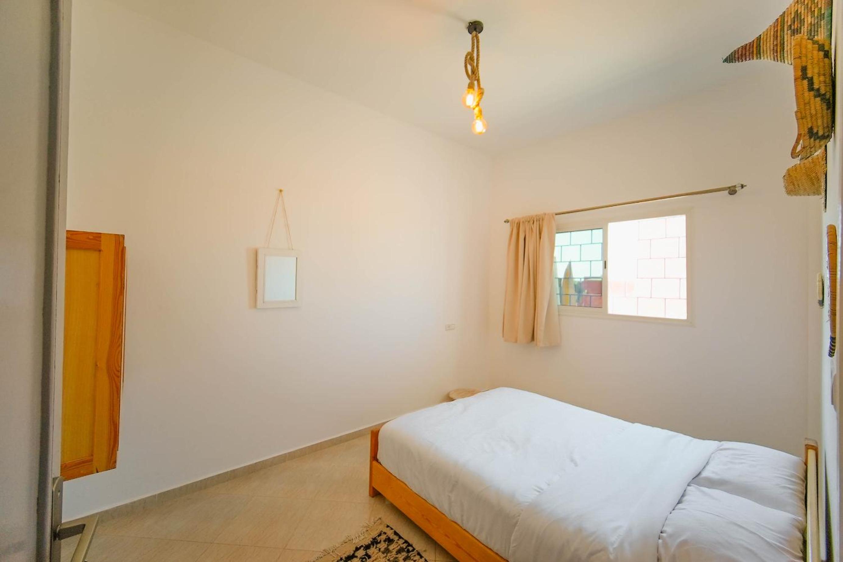 Large Double Room photo 2