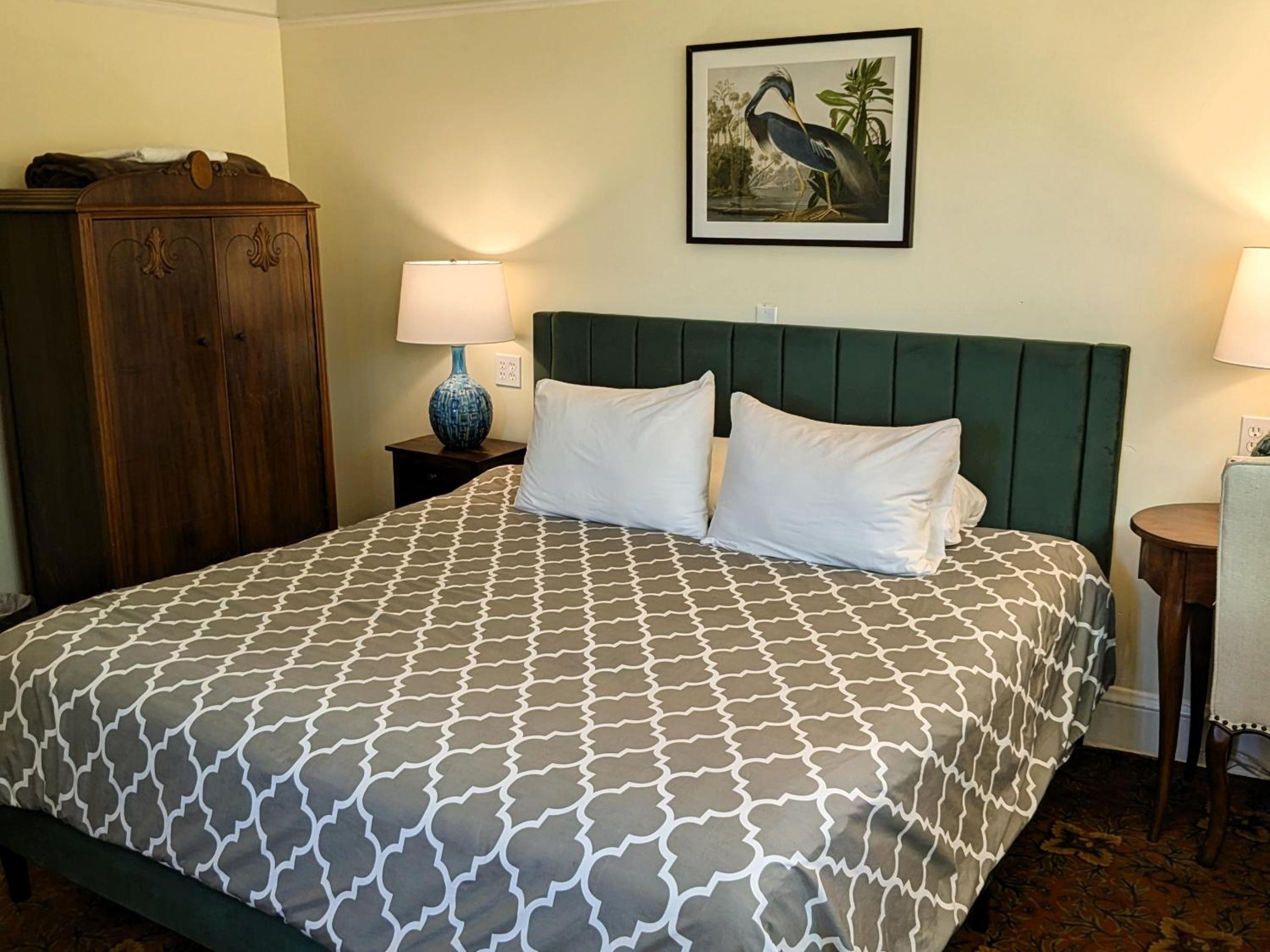 Standard King Room - Photo 1