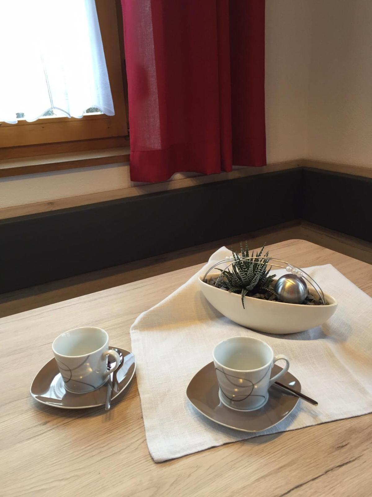 Apartment with Mountain View photo 2