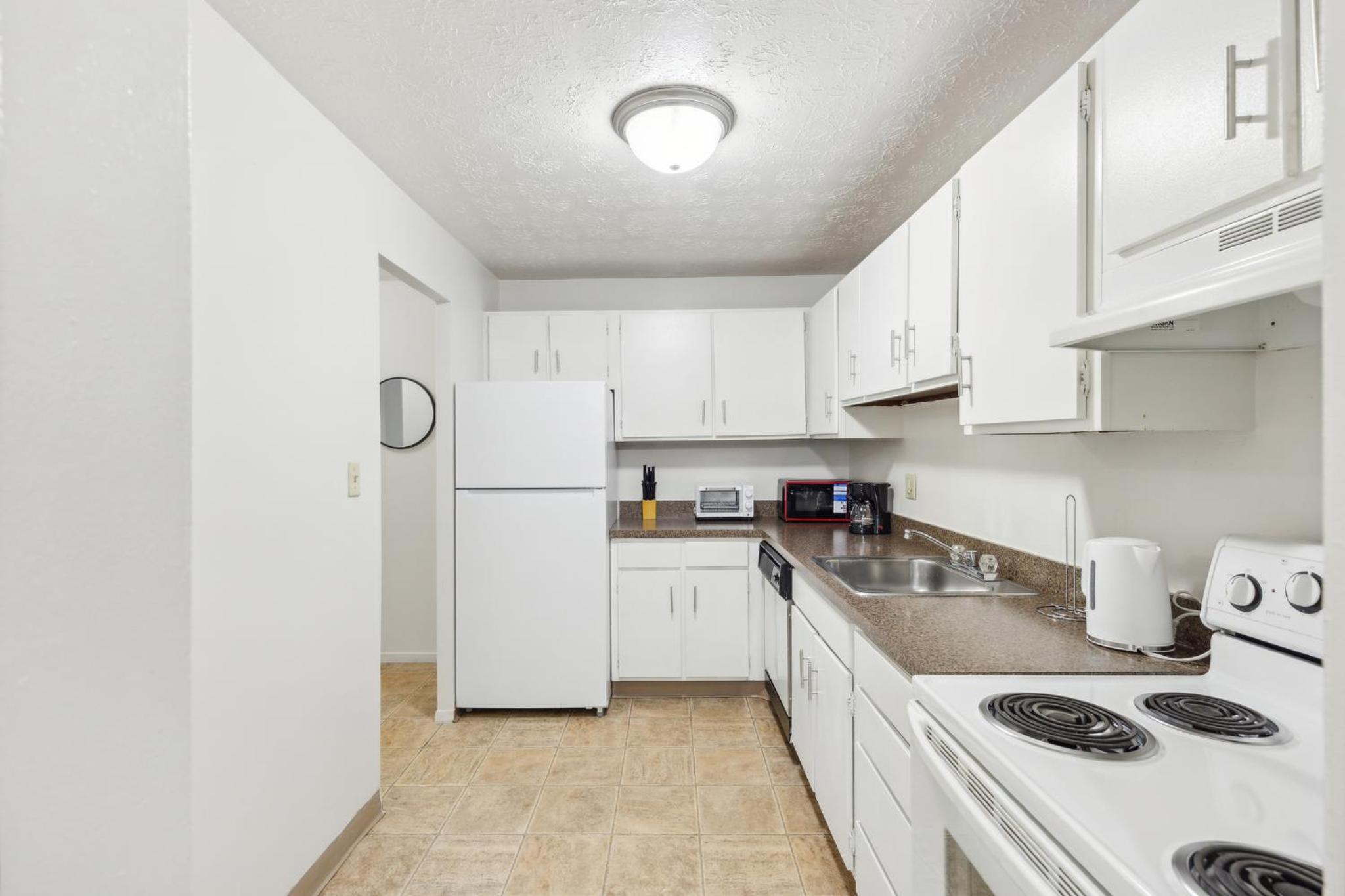 Apartment photo 2