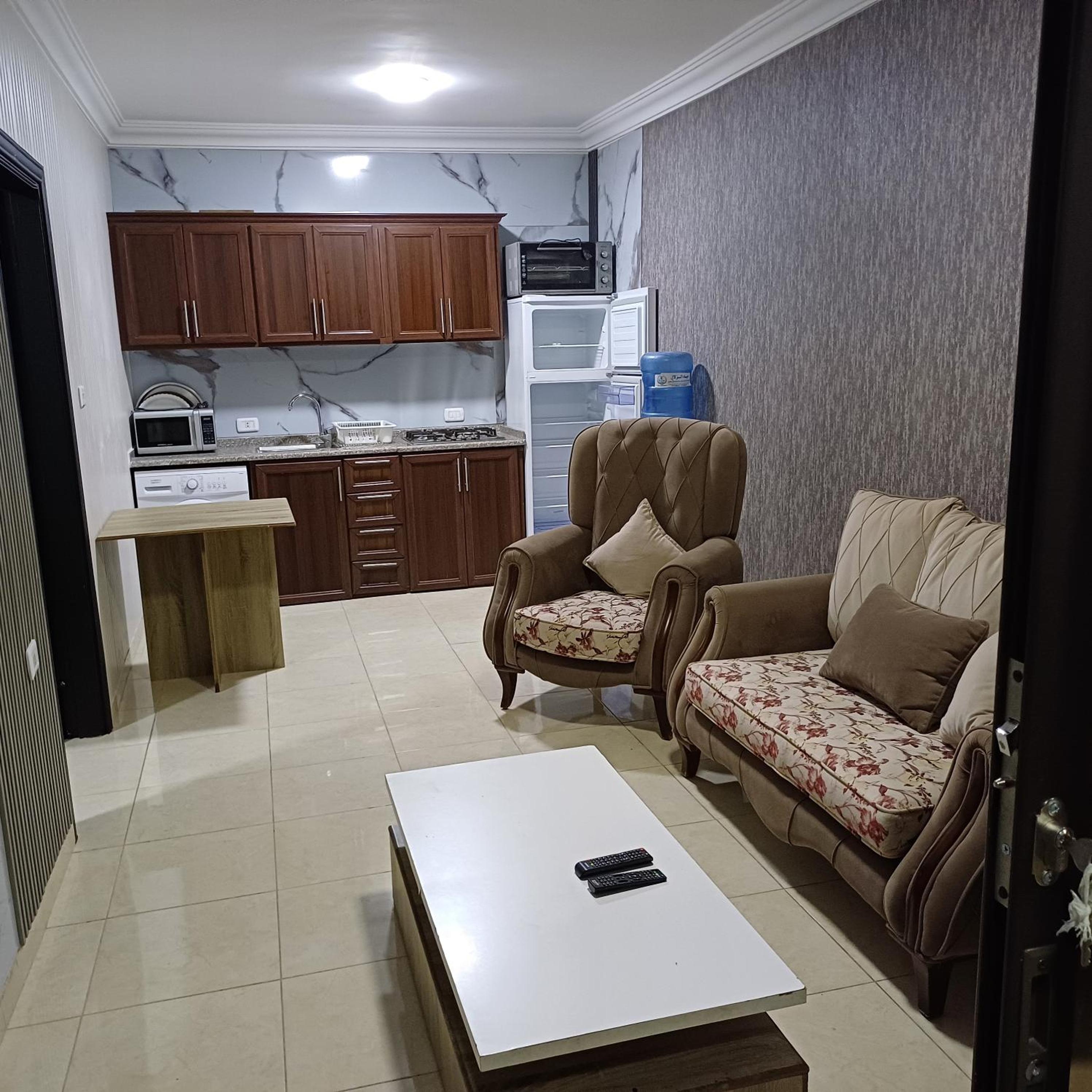 Apartment - Ground Floor photo 2
