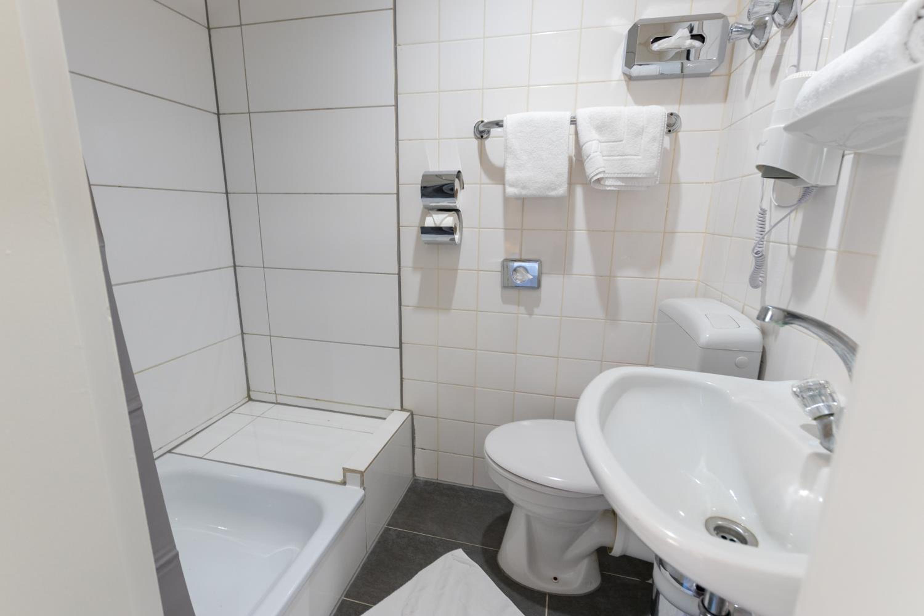 Budget Triple Room